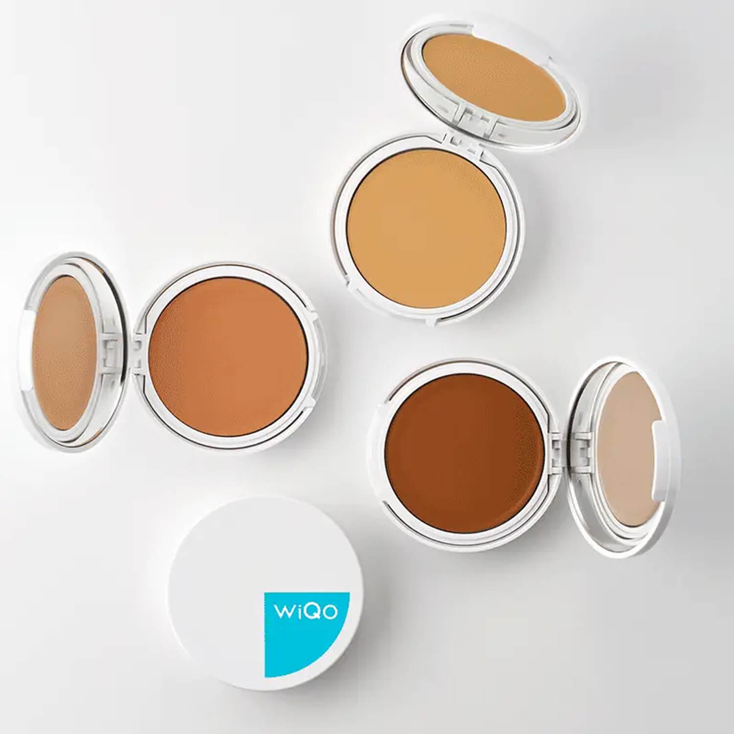 Легкий тонирующий кушон WiQo ICP Cream - Invisible Colored Protective SPF 50 
