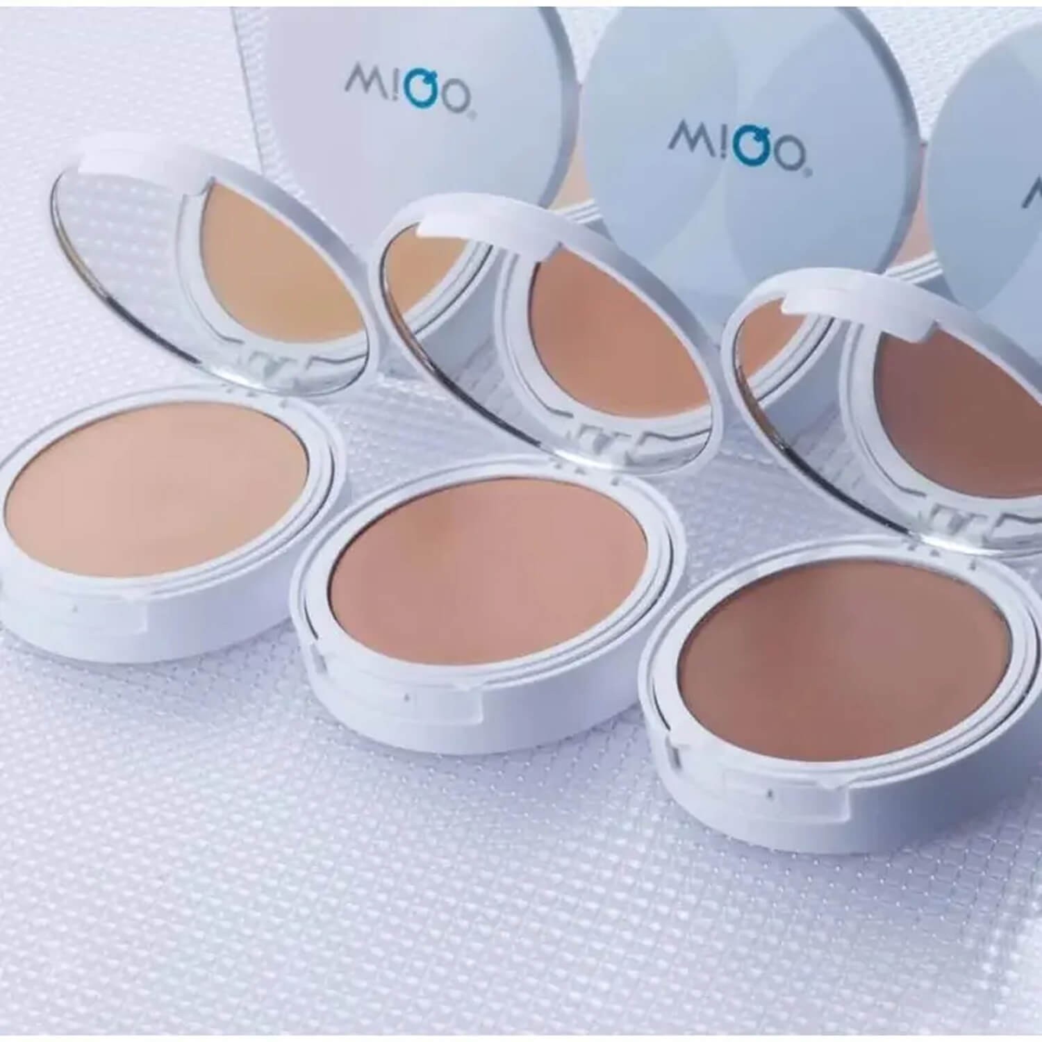 Легкий тонирующий кушон WiQo ICP Cream - Invisible Colored Protective SPF 50 