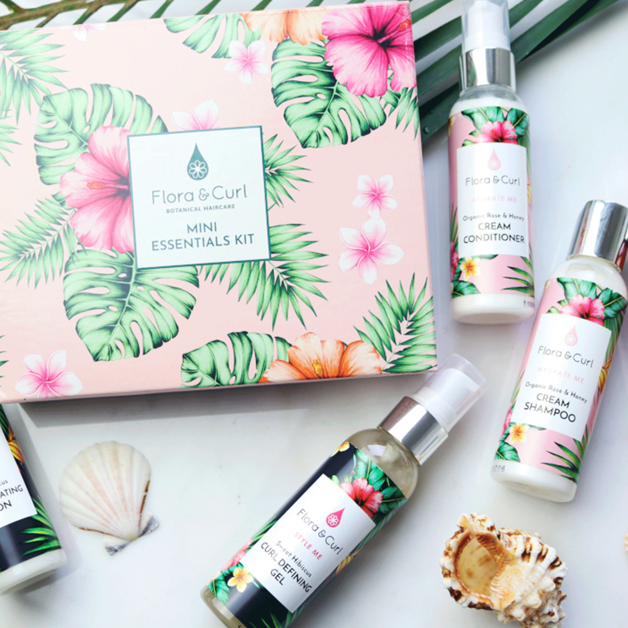 Тревел набор по уходу за кудрявыми волосами Flora Curl Mini Essentials Curl Kit