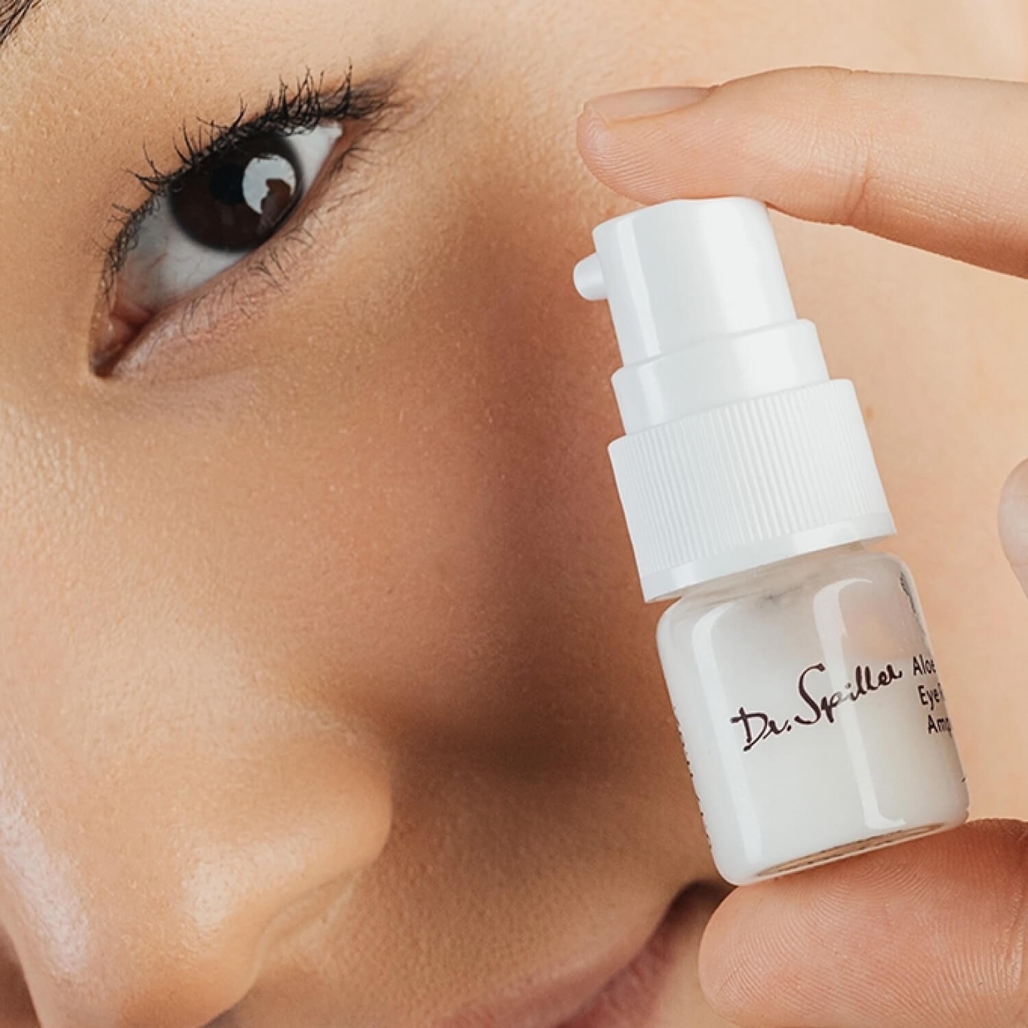 Концентрат из алоэ для кожи вокруг глаз Dr.Spiller Aloe Vera Eye Repair Ampoule