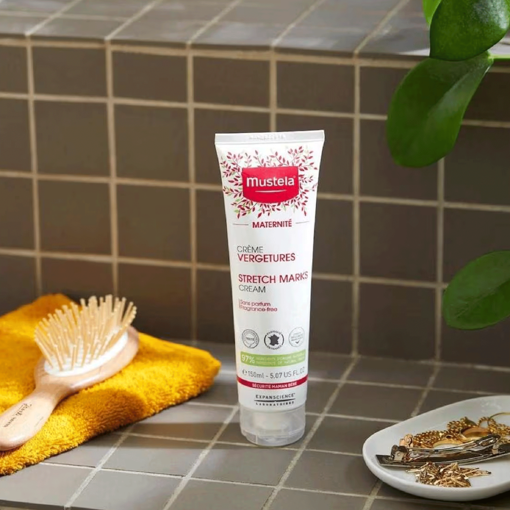 Крем от растяжек непарфюмированный Mustela Stretch Marks Cream Fragrance Free