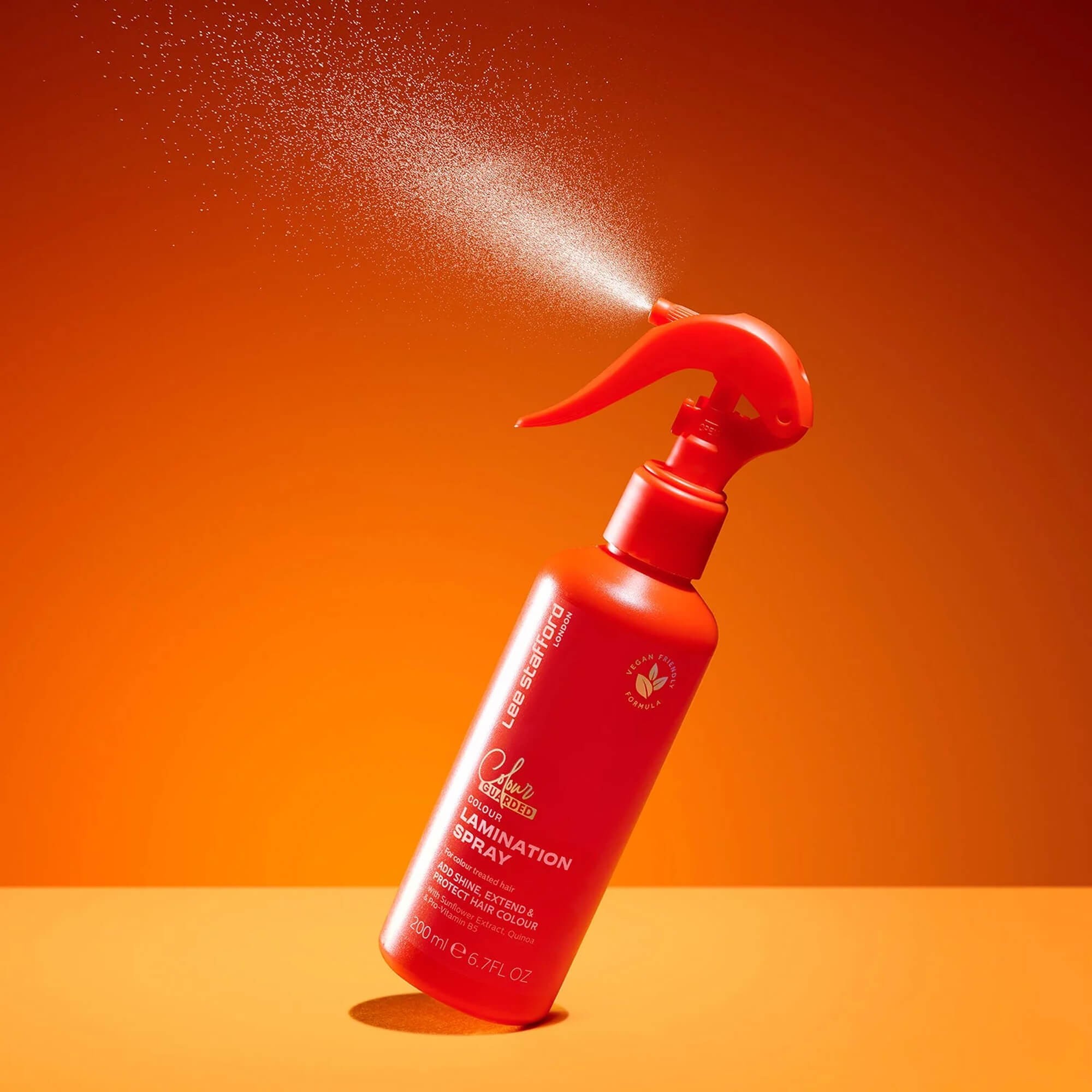 Спрей для ламинирования волос Lee Stafford Colour Guarded Colour Lamination Spray