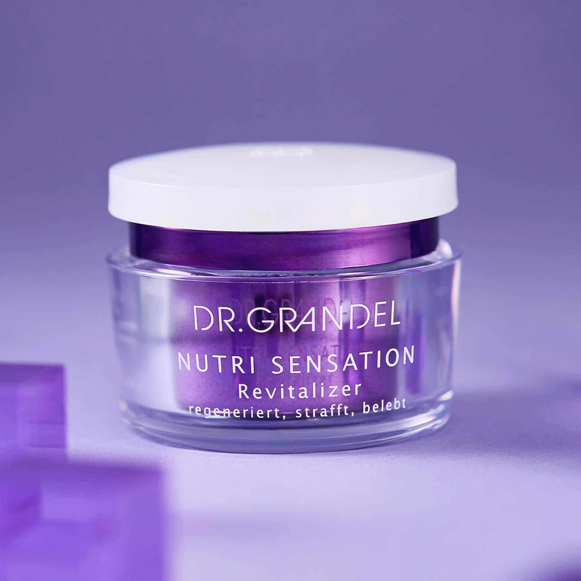 Відновлюючий та зміцнюючий крем Dr.Grandel Nutri Sensation Revitalizer