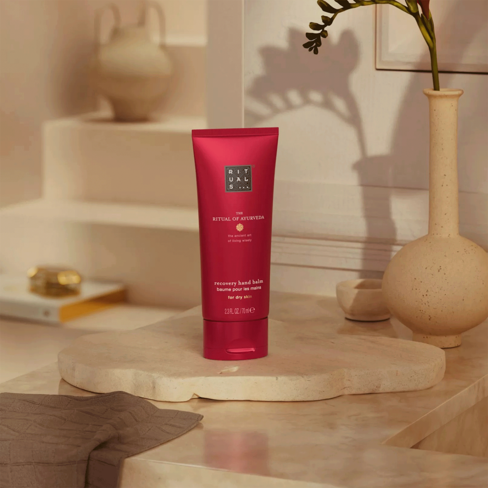 Восстанавливающий бальзам для рук Rituals The Ritual Of Ayurveda Recovery Hand Balm