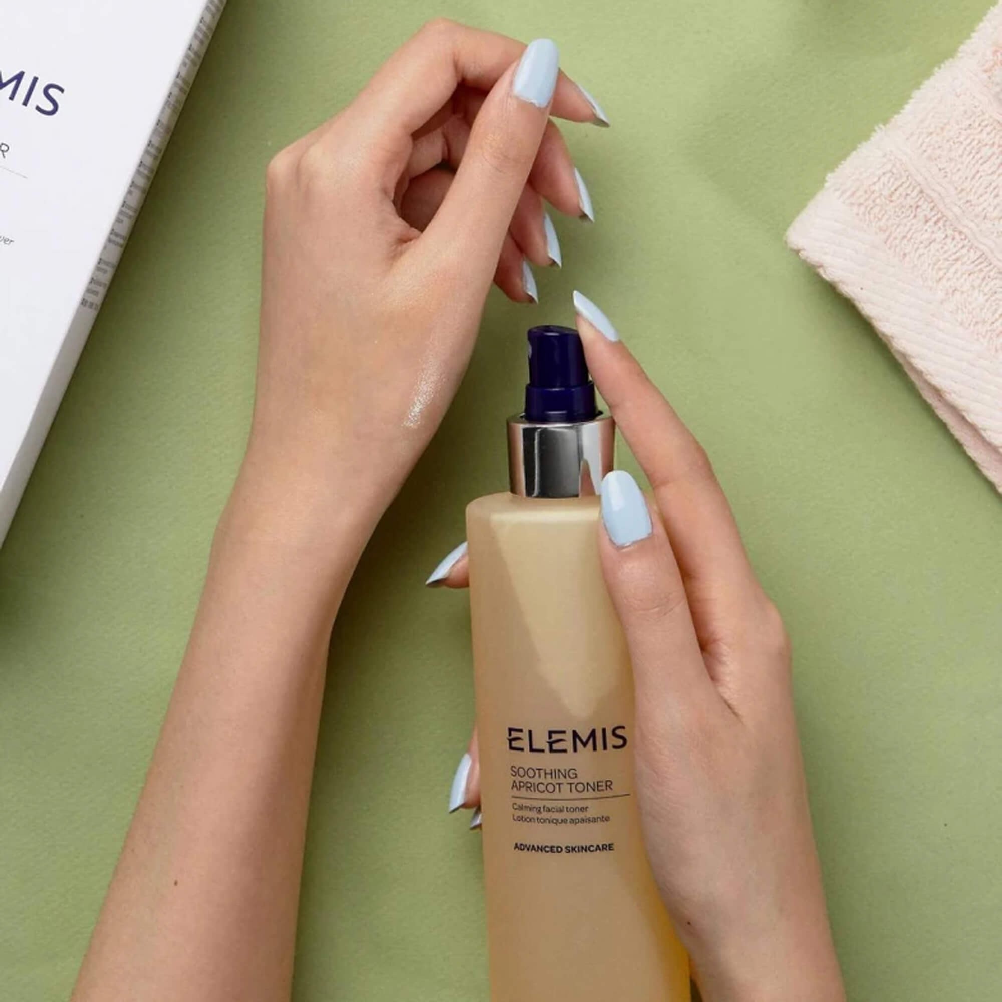 Тонер для чувствительной кожи Elemis Soothing Apricot Toner 