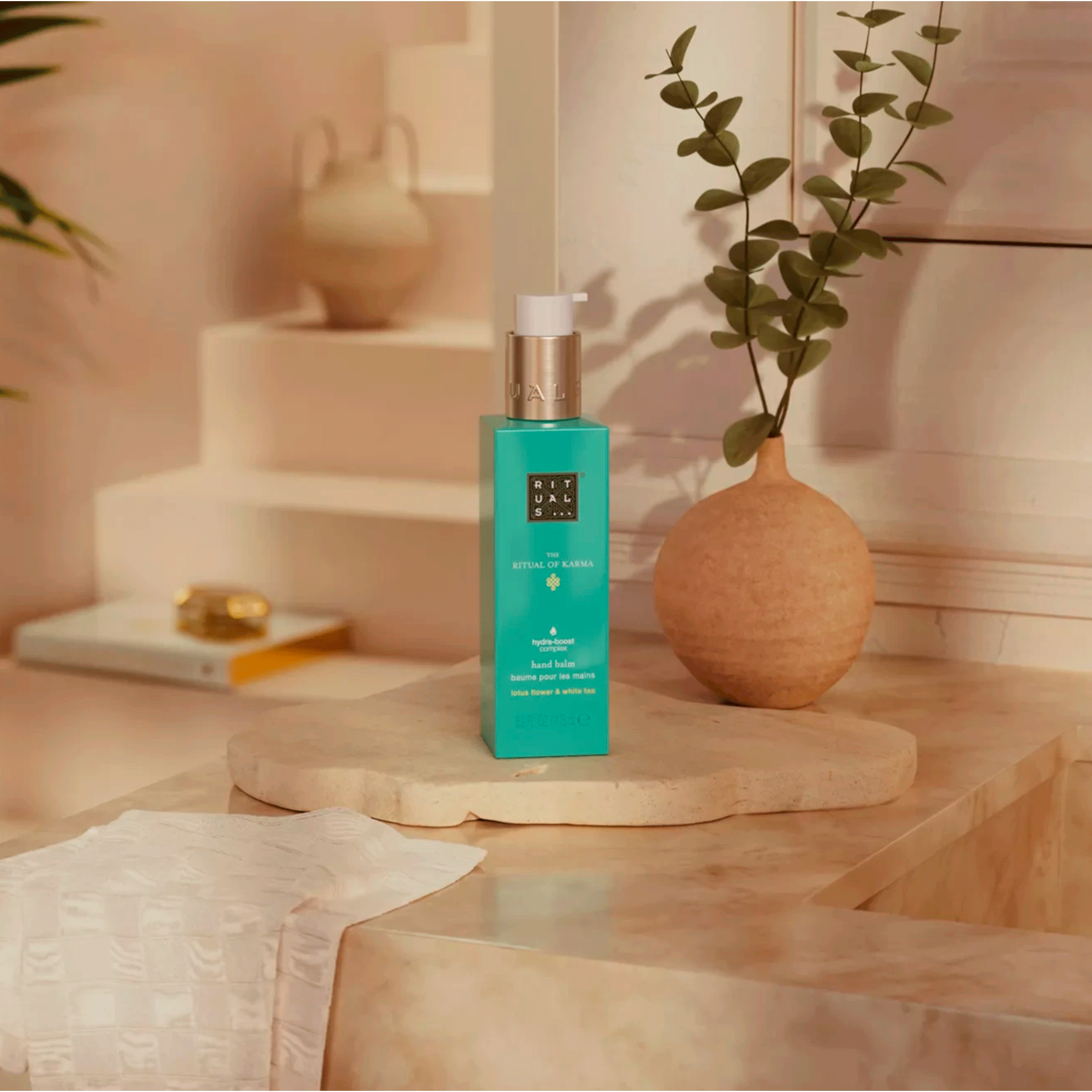 Питательный бальзам для рук Rituals The Ritual Of Karma Hand Balm