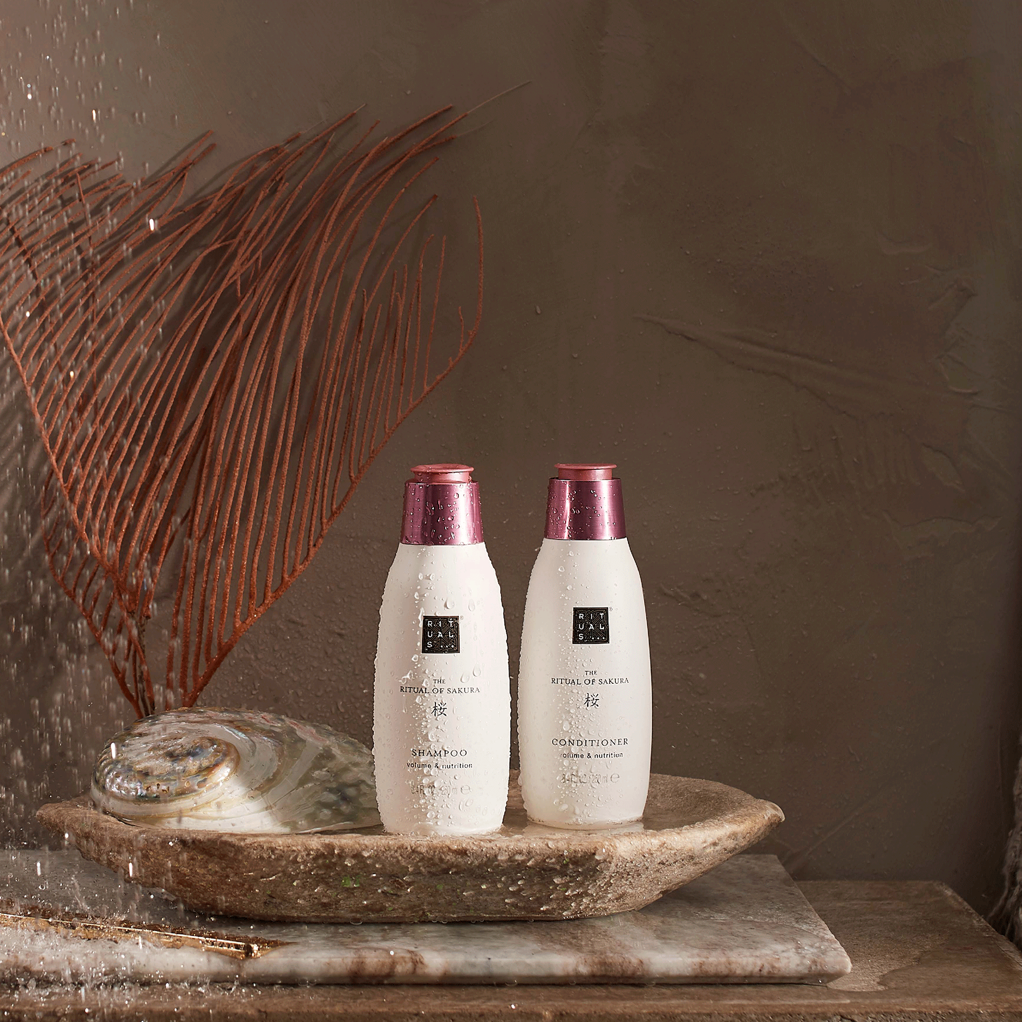 Шампунь для об'єму волосся Rituals The Ritual Of Sakura Shampoo