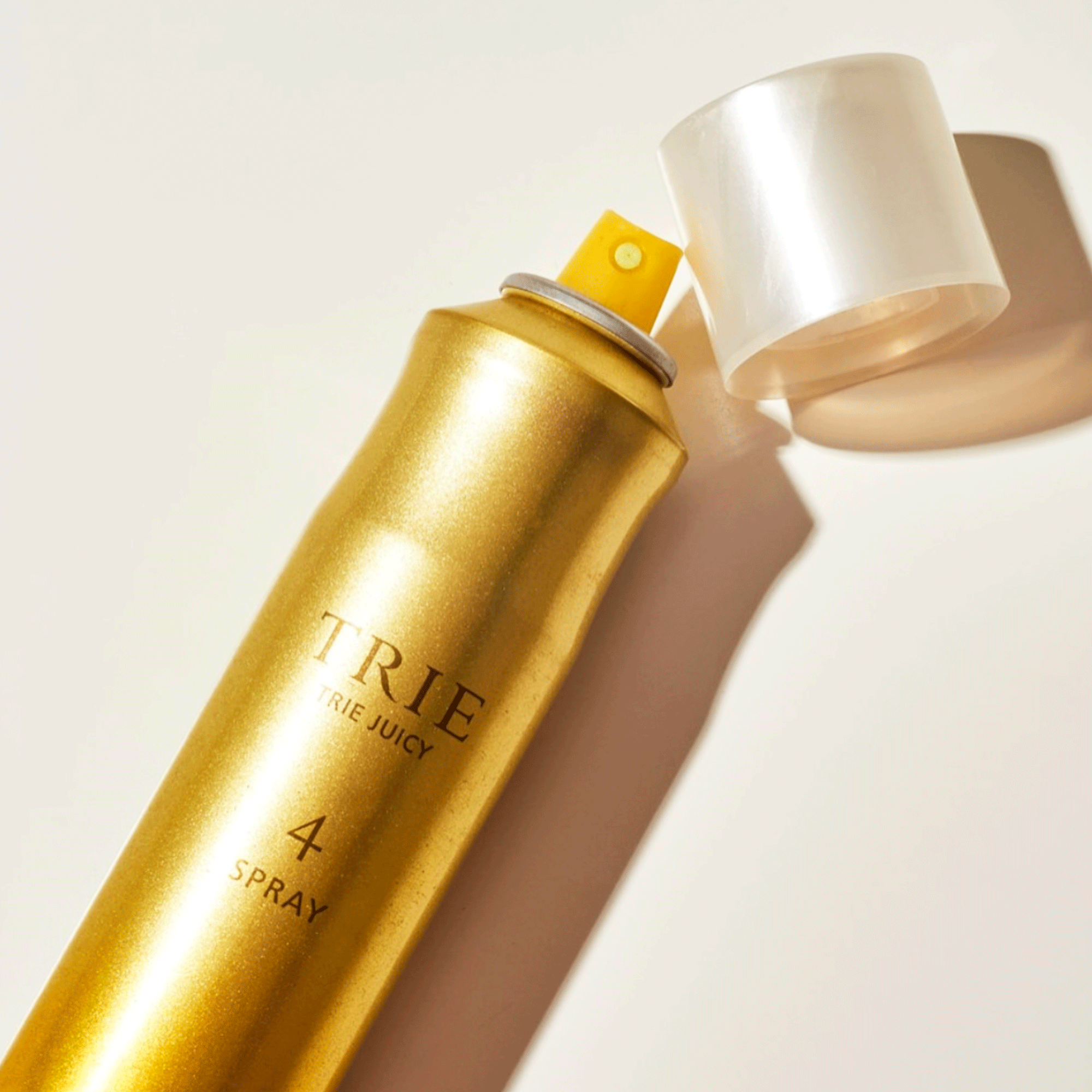 Увлажняющий спрей-блеск средней фиксации Lebel Trie Juicy Spray 4