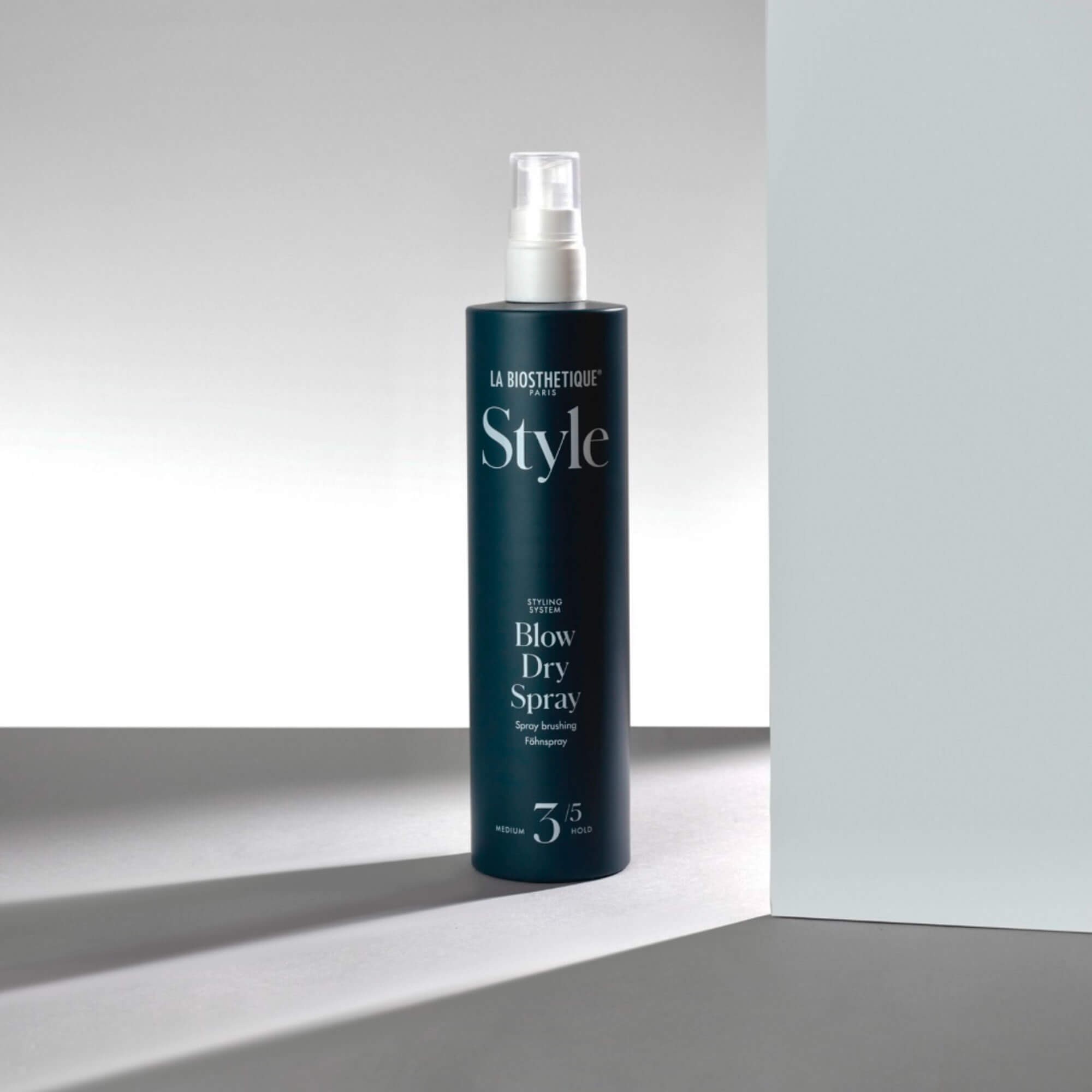 Спрей для укладки волосся довготривалої дії La Biosthetique Blow Dry Spray