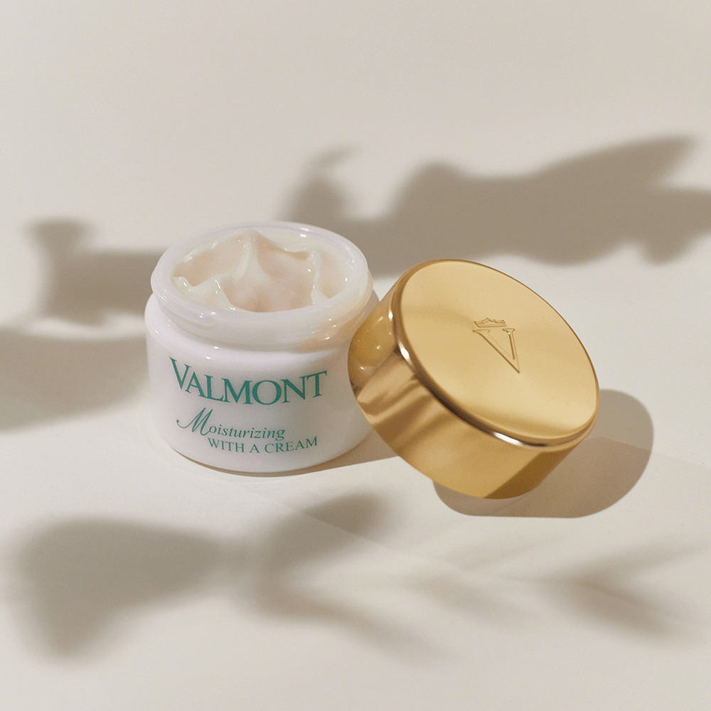 Крем для обличчя Valmont Moisturizing With A Cream