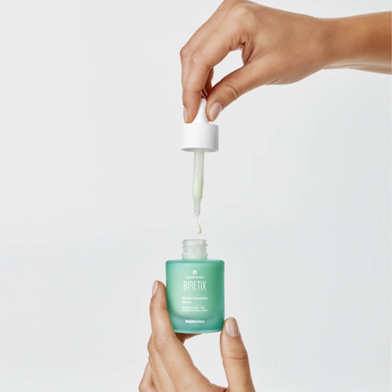 Антивікова сироватка подвійної дії для проблемної шкіри Cantabria Labs Biretix Double Correction Serum
