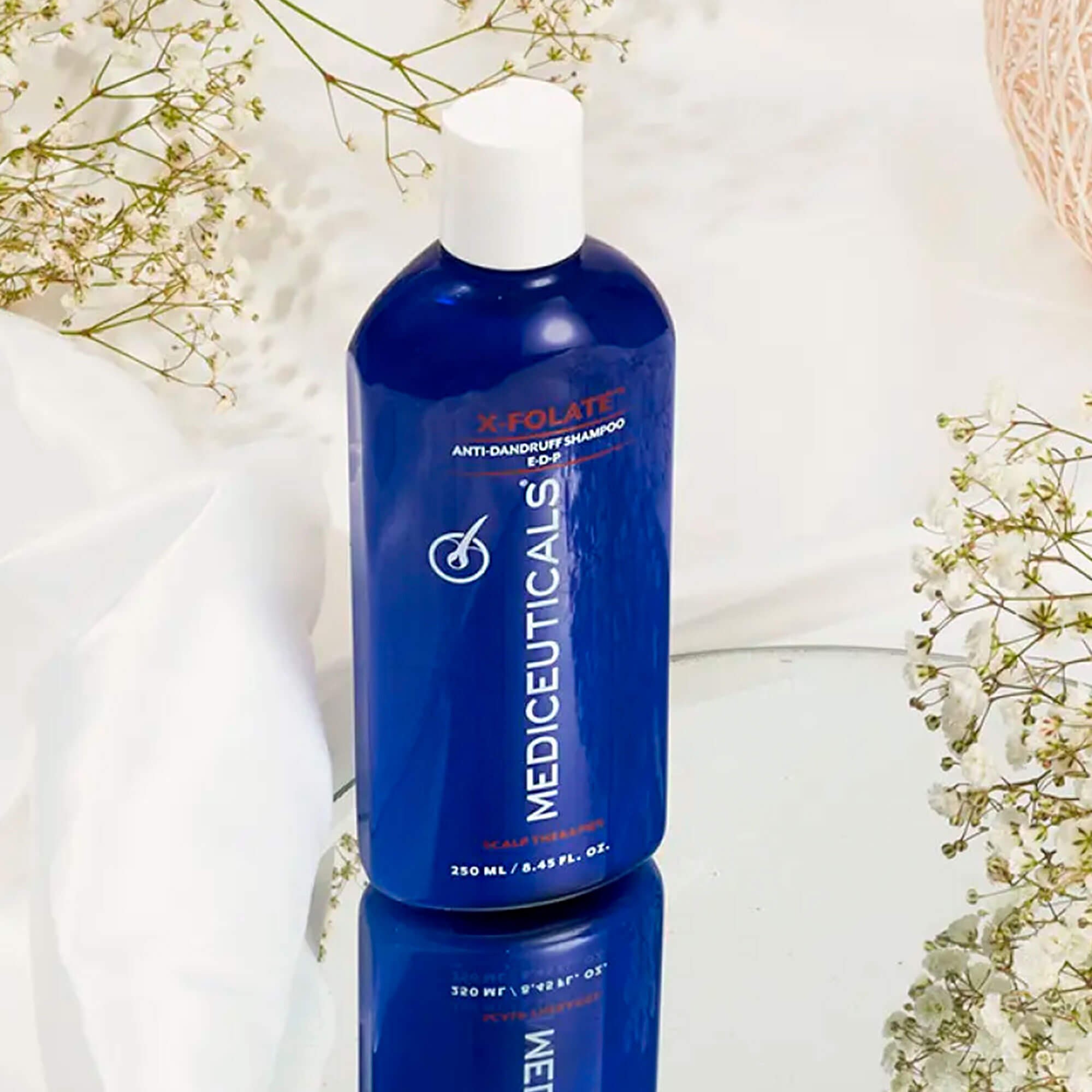 Mediceuticals X-Folate Shampoo - Шампунь проти лупи, себорейного дерматиту