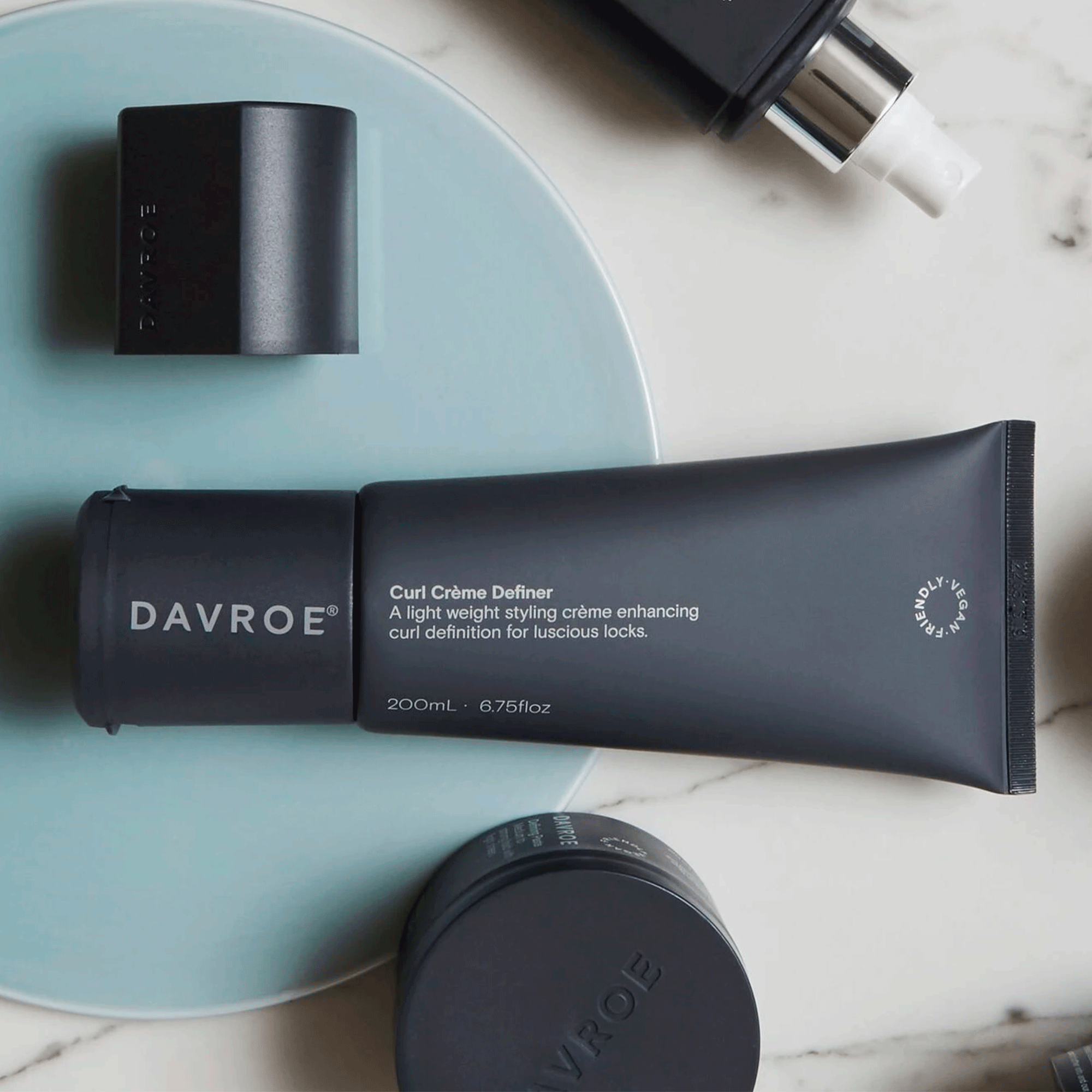 Легкий крем для укладки вьющихся волос Davroe Curl Crème Definer