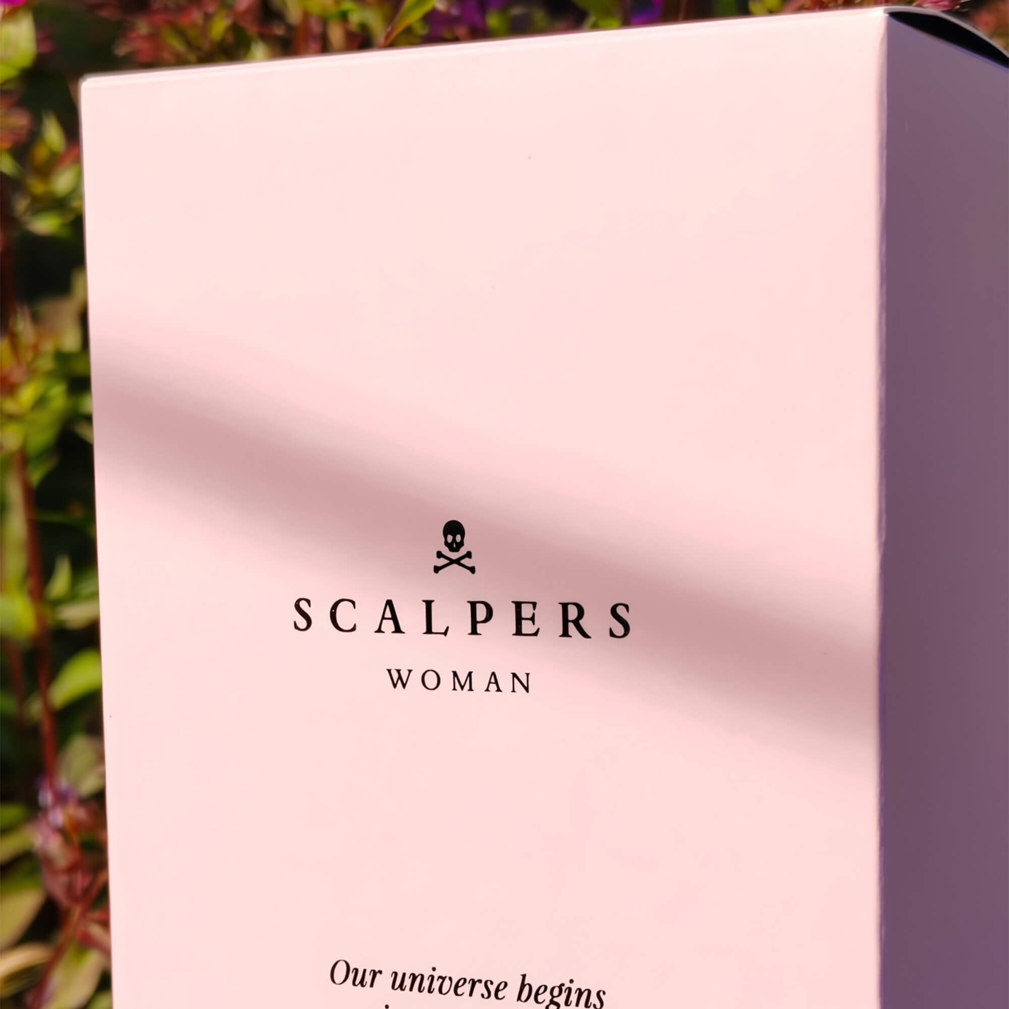 Парфюмированная вода женская Scalpers Woman 