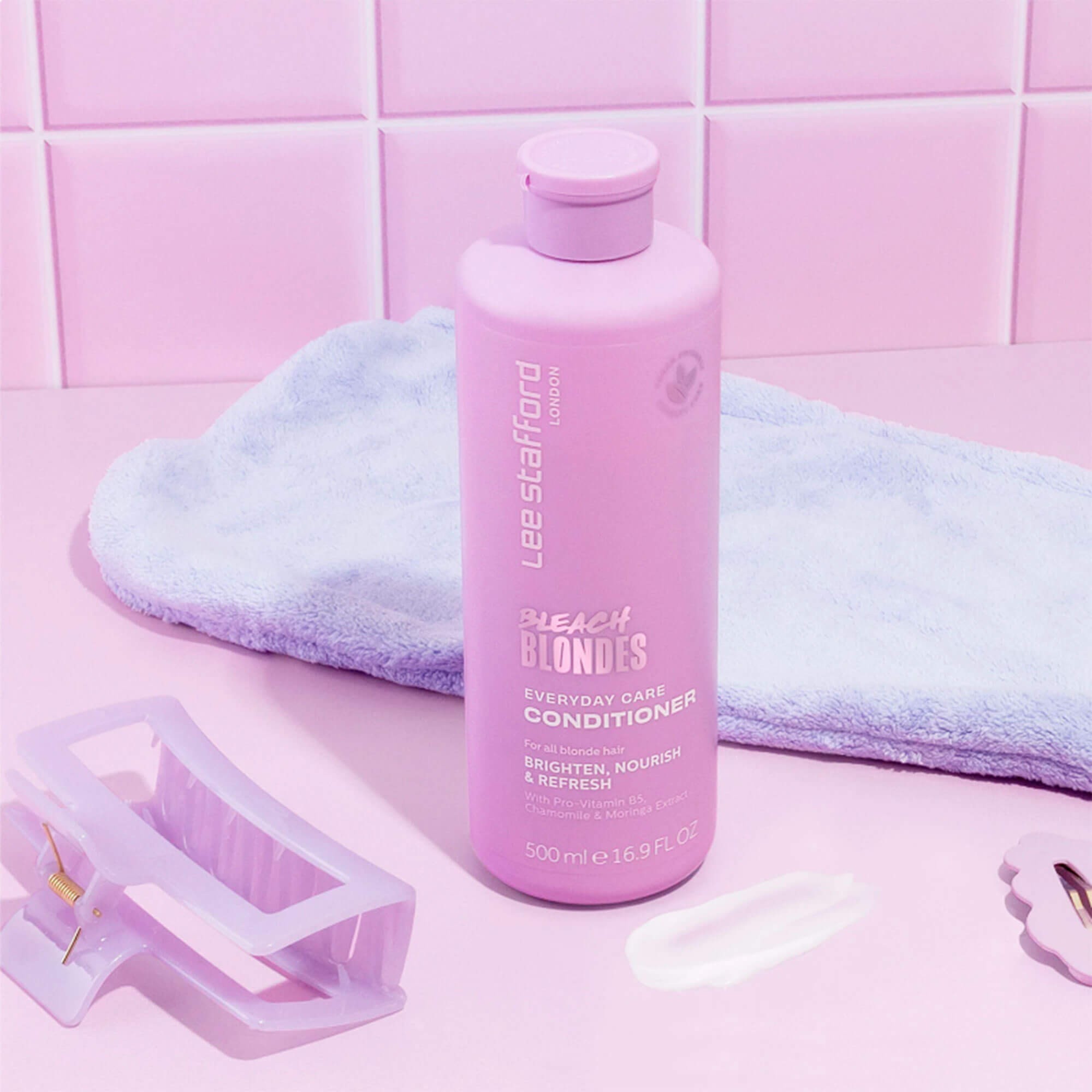 Ежедневный кондиционер для осветленных волос Lee Stafford Bleach Blondes Everyday Care Conditioner