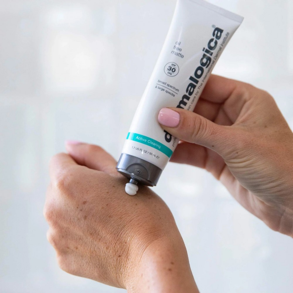 Матирующий увлажнитель без масел SPF30 Dermalogica Oil Free Matte SPF30