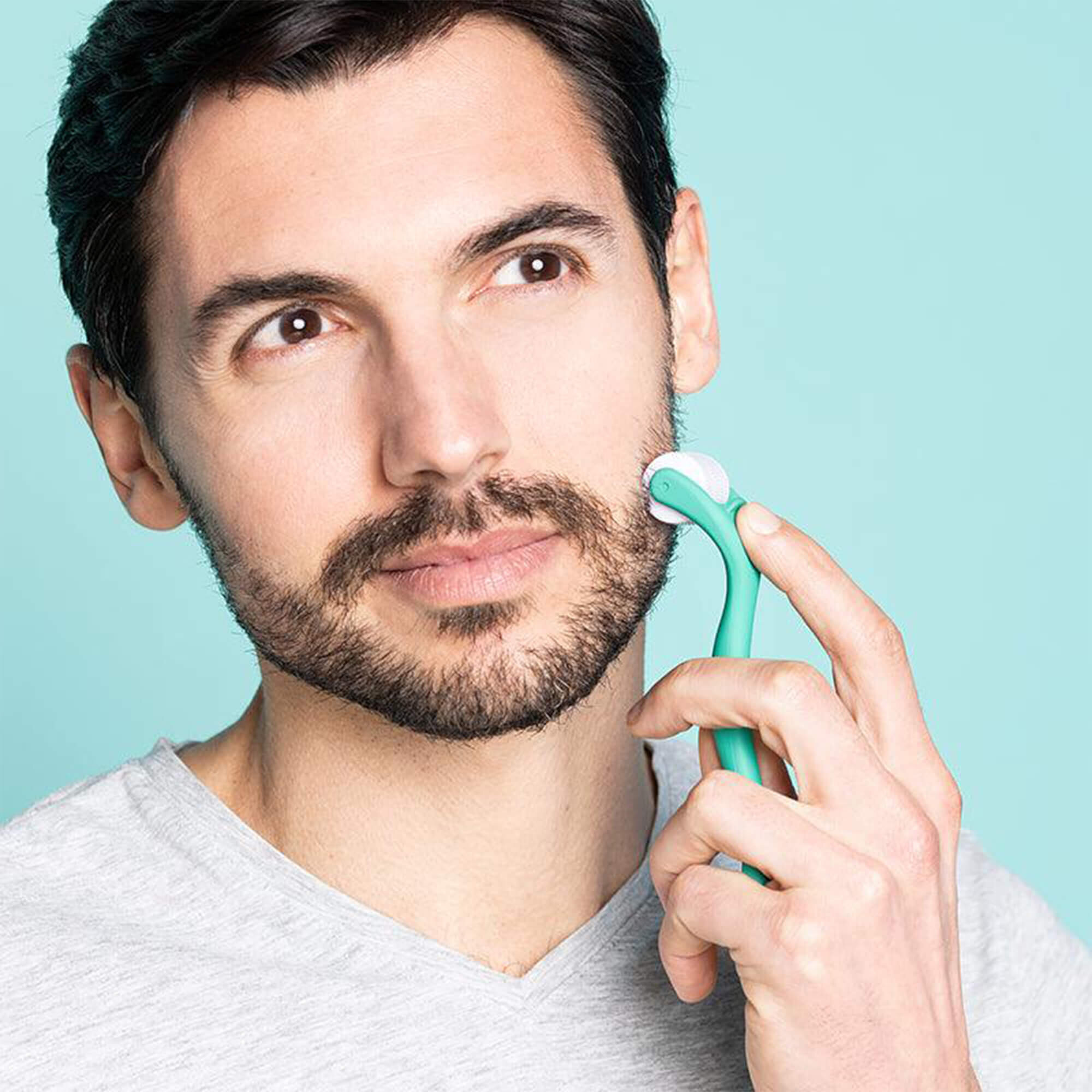 Роллер для стимулирования роста бороды Neofollics Beard Growth Enhancing Roller