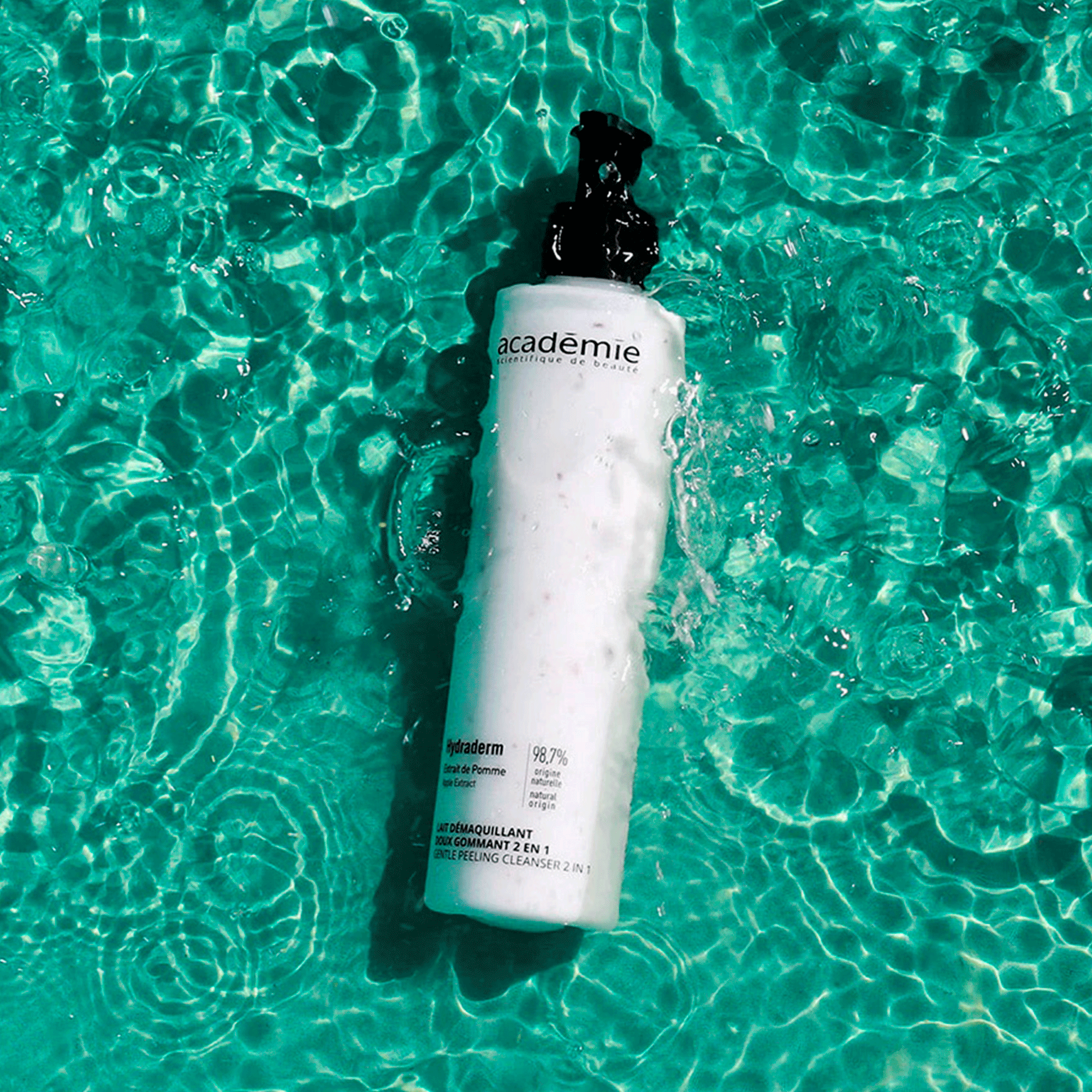 Очищаючий м'який пілінг для обличчя з екстрактом яблука Academie Hydraderm Gentle Peeling Cleanser 2 In 1