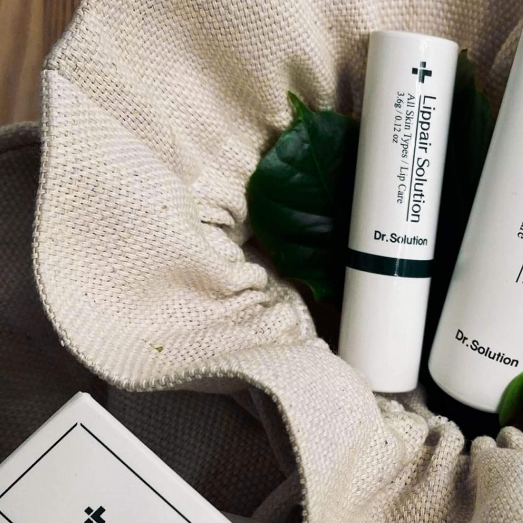 Бальзам для губ CU SKIN Dr. Solution Lippair Solution