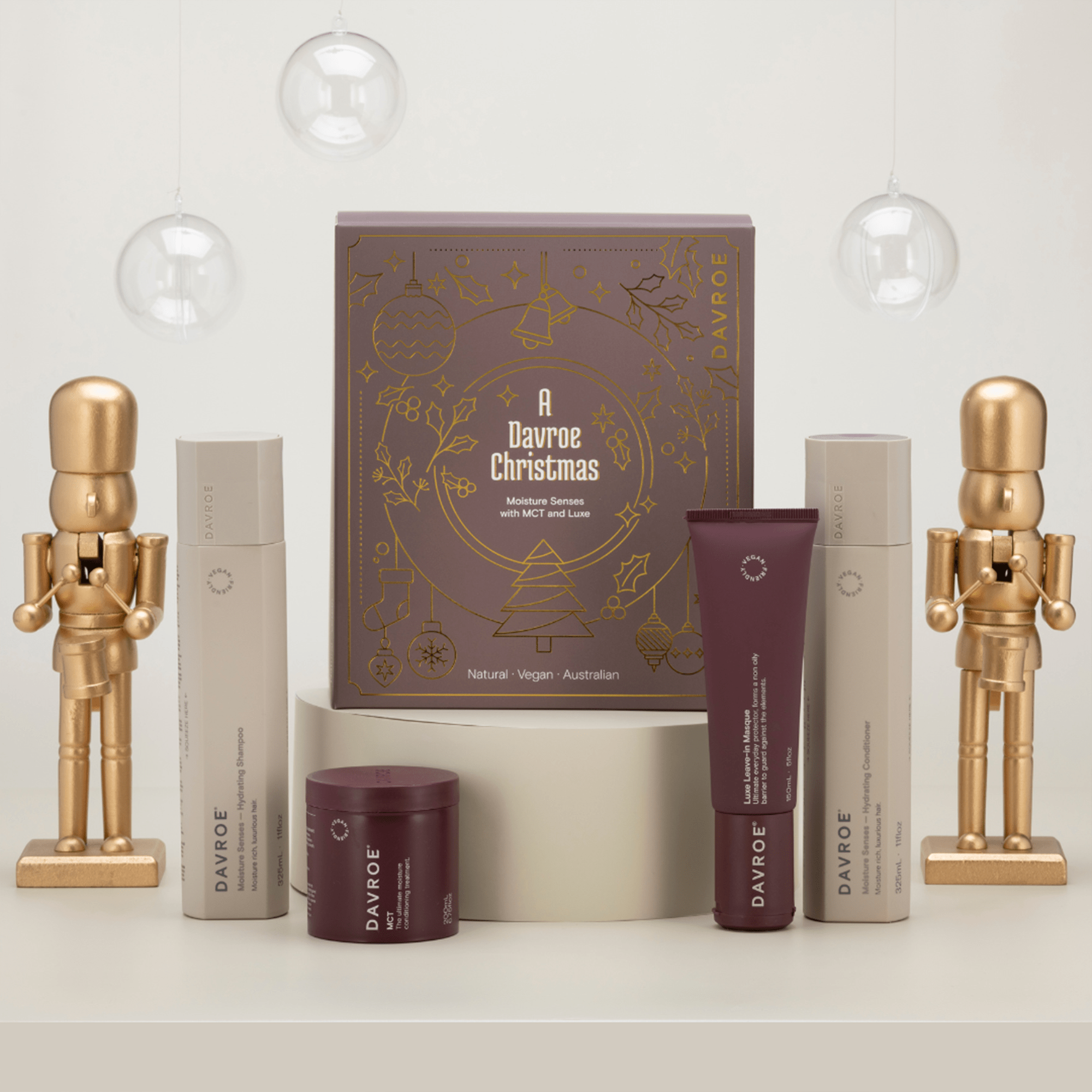 Рождественский набор для увлажнения волос Davroe Christmas Moisture Senses Quad Pack