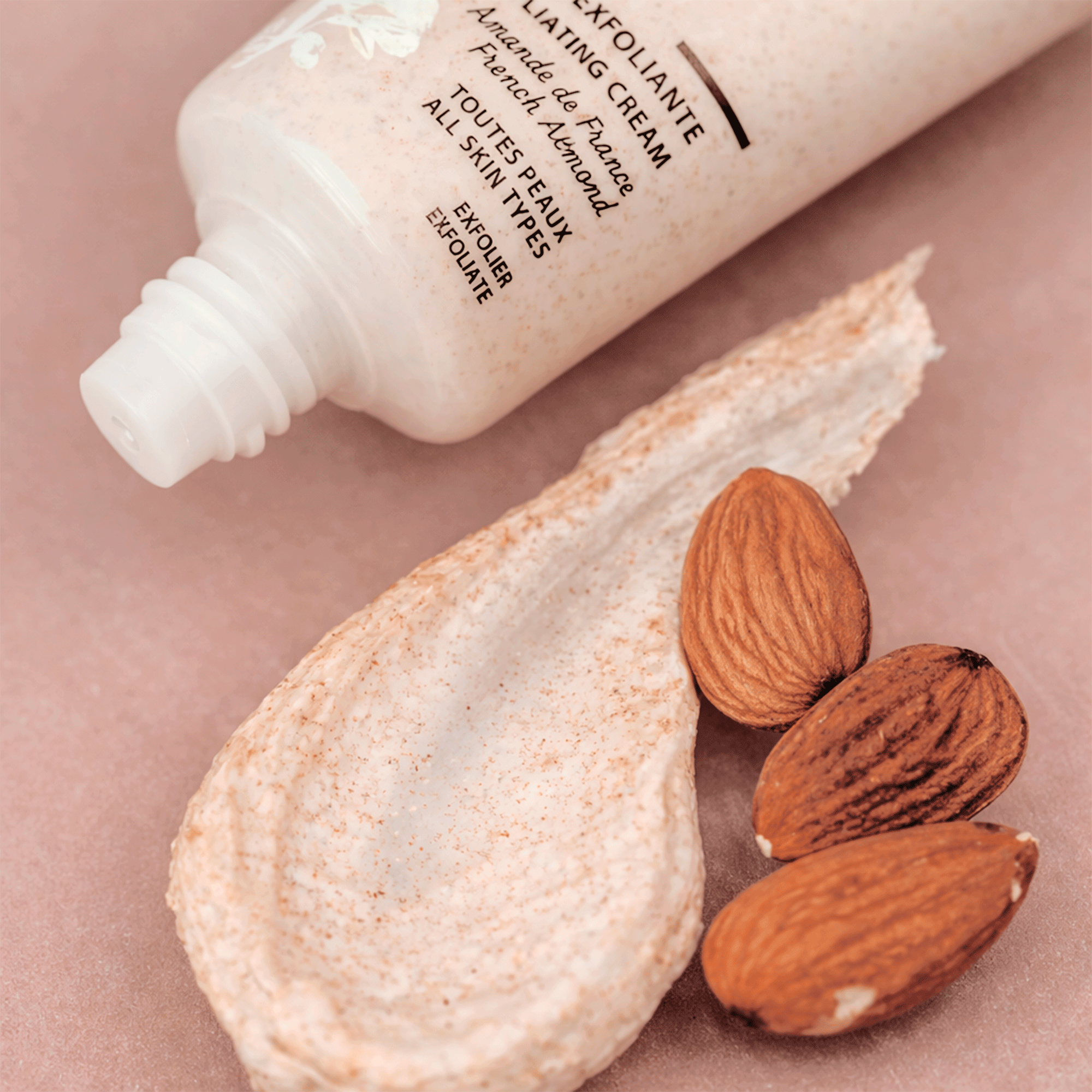 Крем-ексфоліант Французький мигдаль Academie Exfoliating Cream