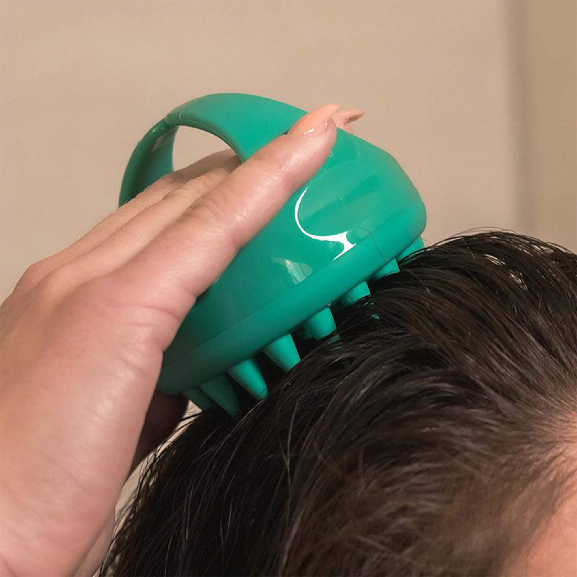 Массажная расческа Neofollics Scalp Massaging Brush