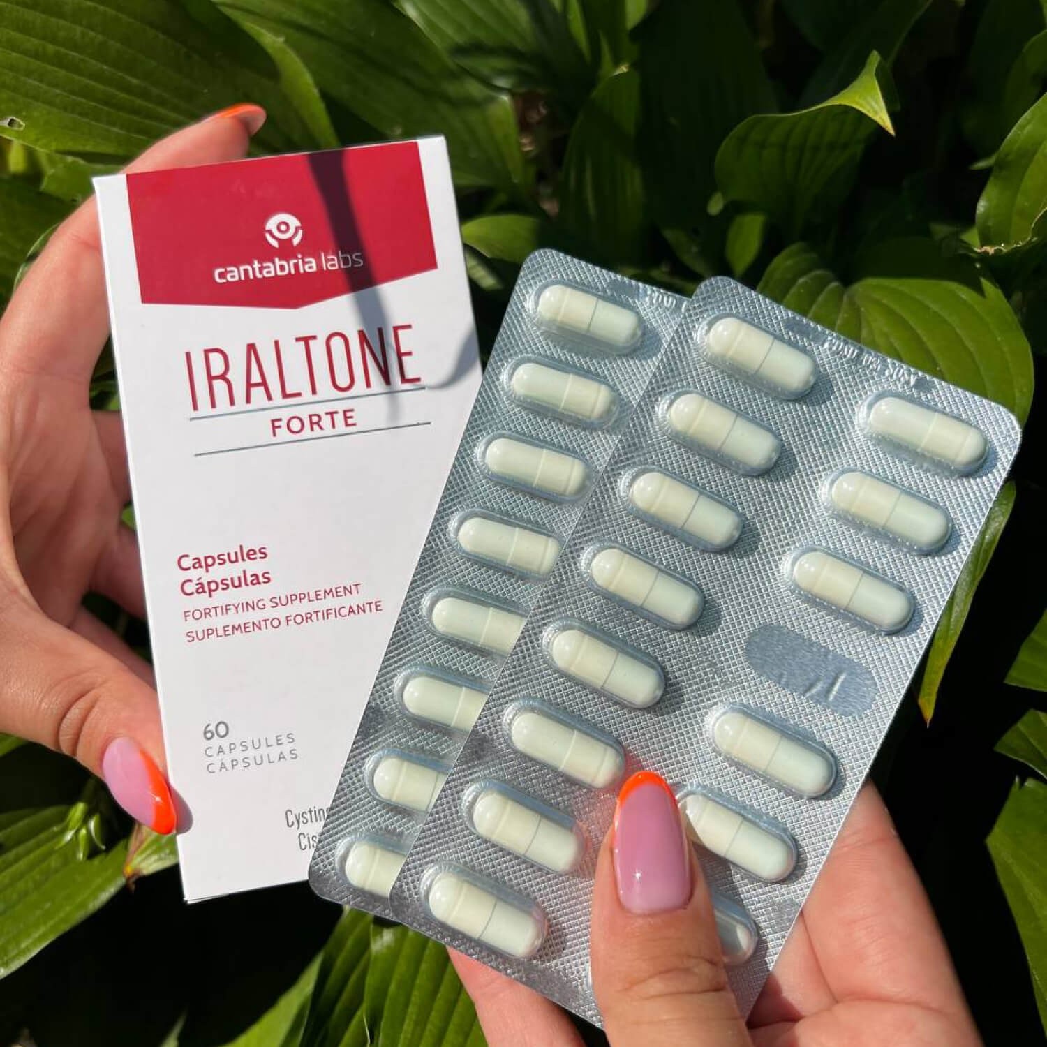 Капсули для лікування ослабленого волосся та нігтів Cantabria Labs Iraltone Forte Capsule