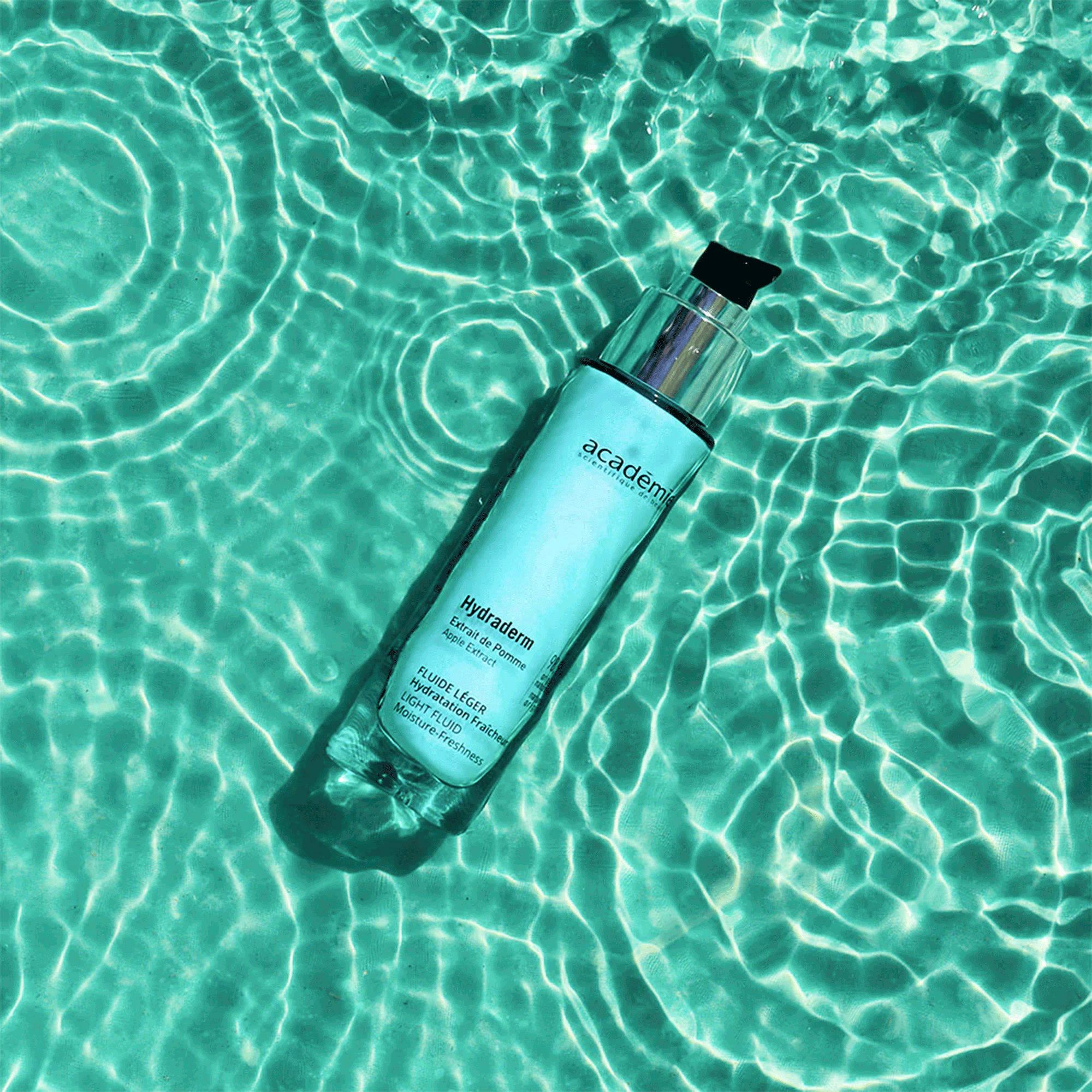 Легкий зволожувальний флюїд з екстрактом яблука Academie Hydraderm Light Fluid