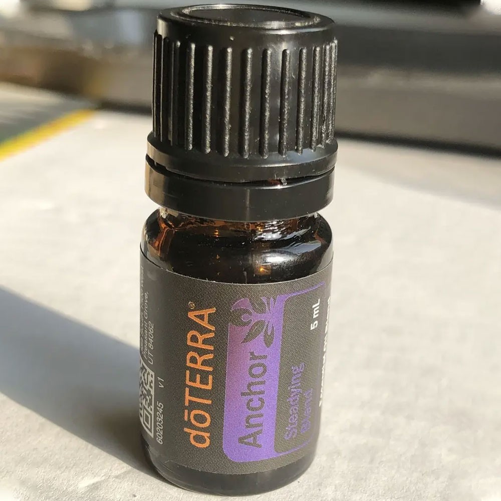 Стабілізуюча суміш ефірних олій DoTERRA Yoga Anchor Blend