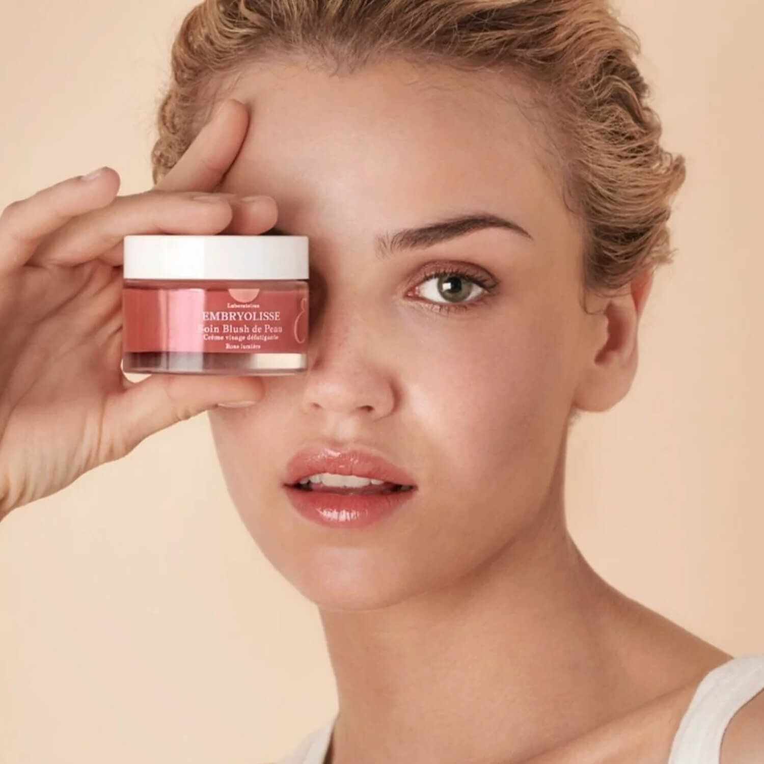 Крем-основа под макияж с эффектом сияния Embryolisse Radiant Complexion Cream Rose Glow