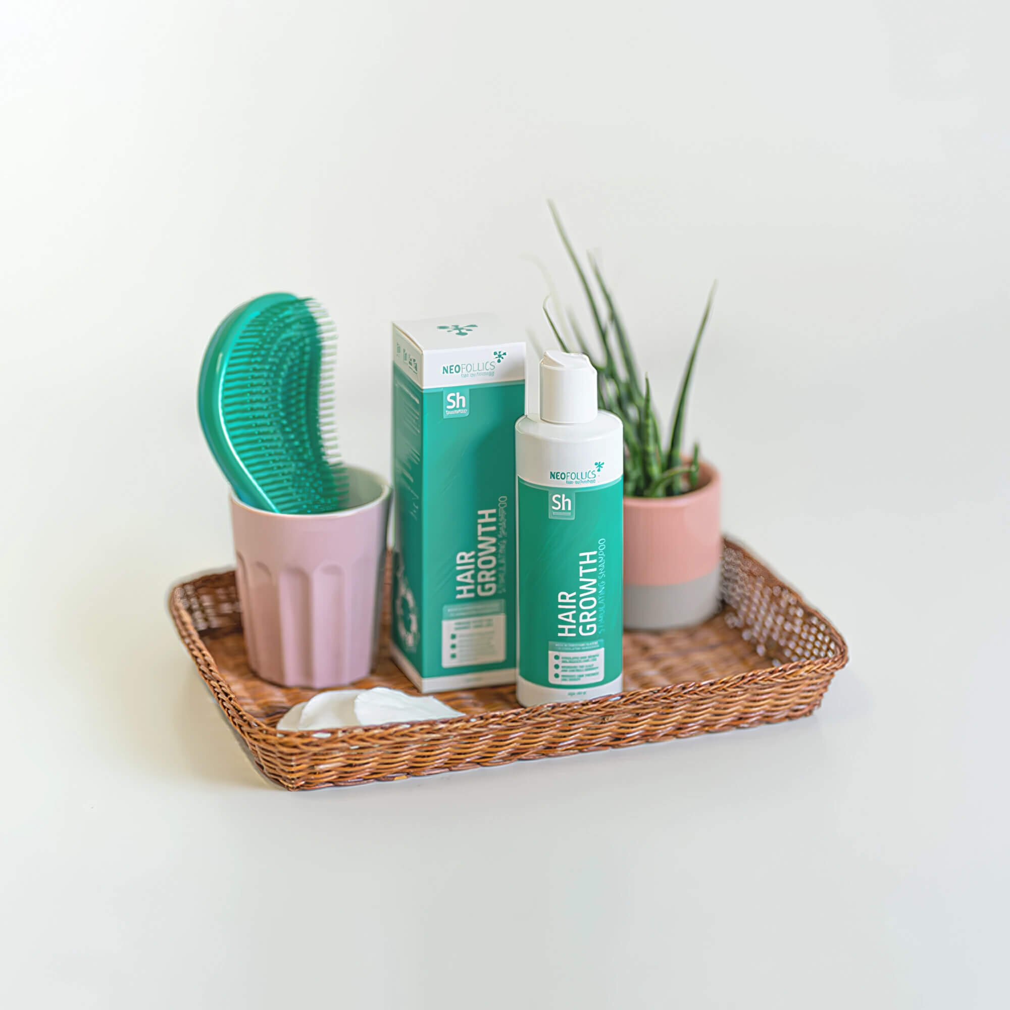 Профессиональная расческа Neofollics Detangling Brush