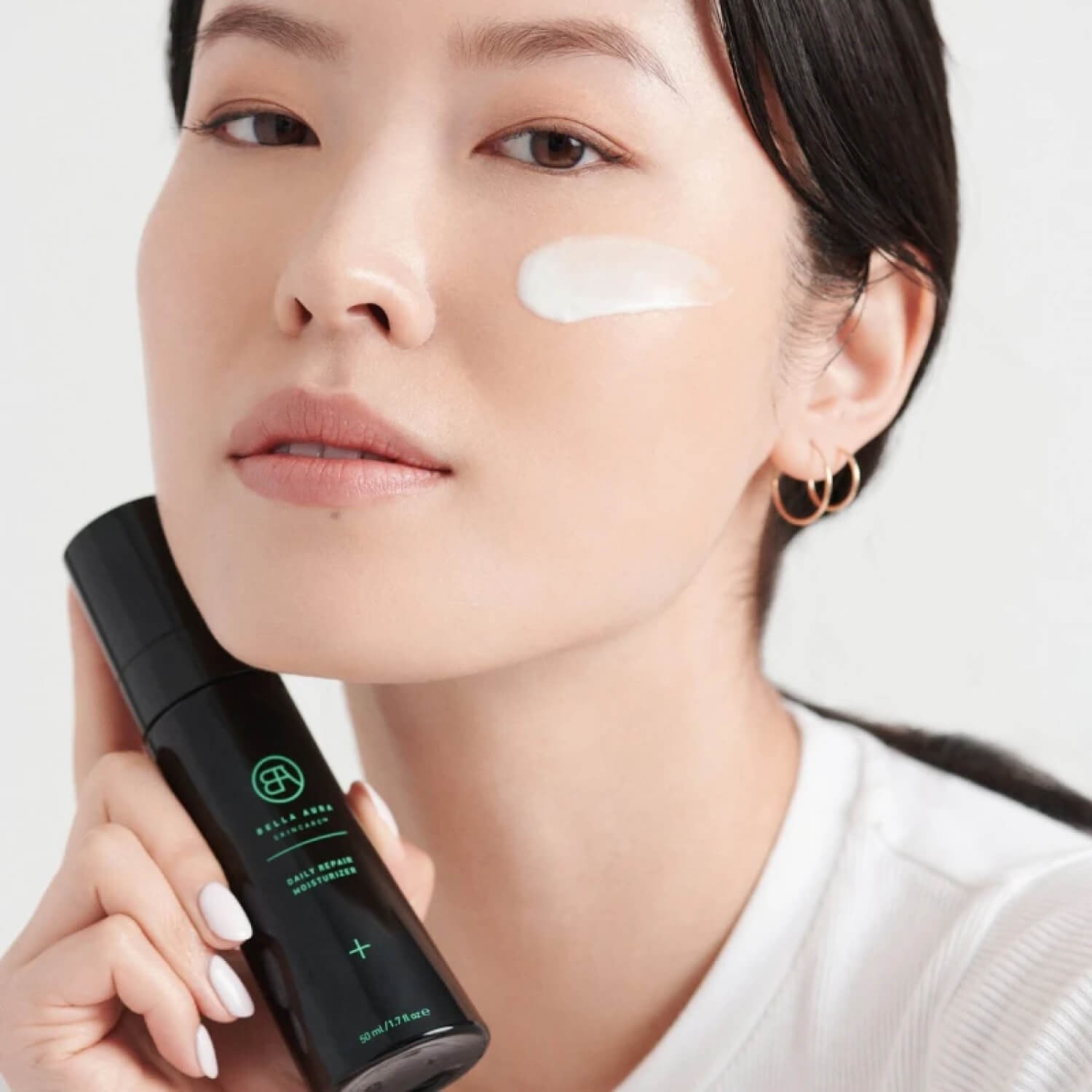 Дневной восстанавливающий увлажняющий крем Bella Aura Daily Repair Moisturizer