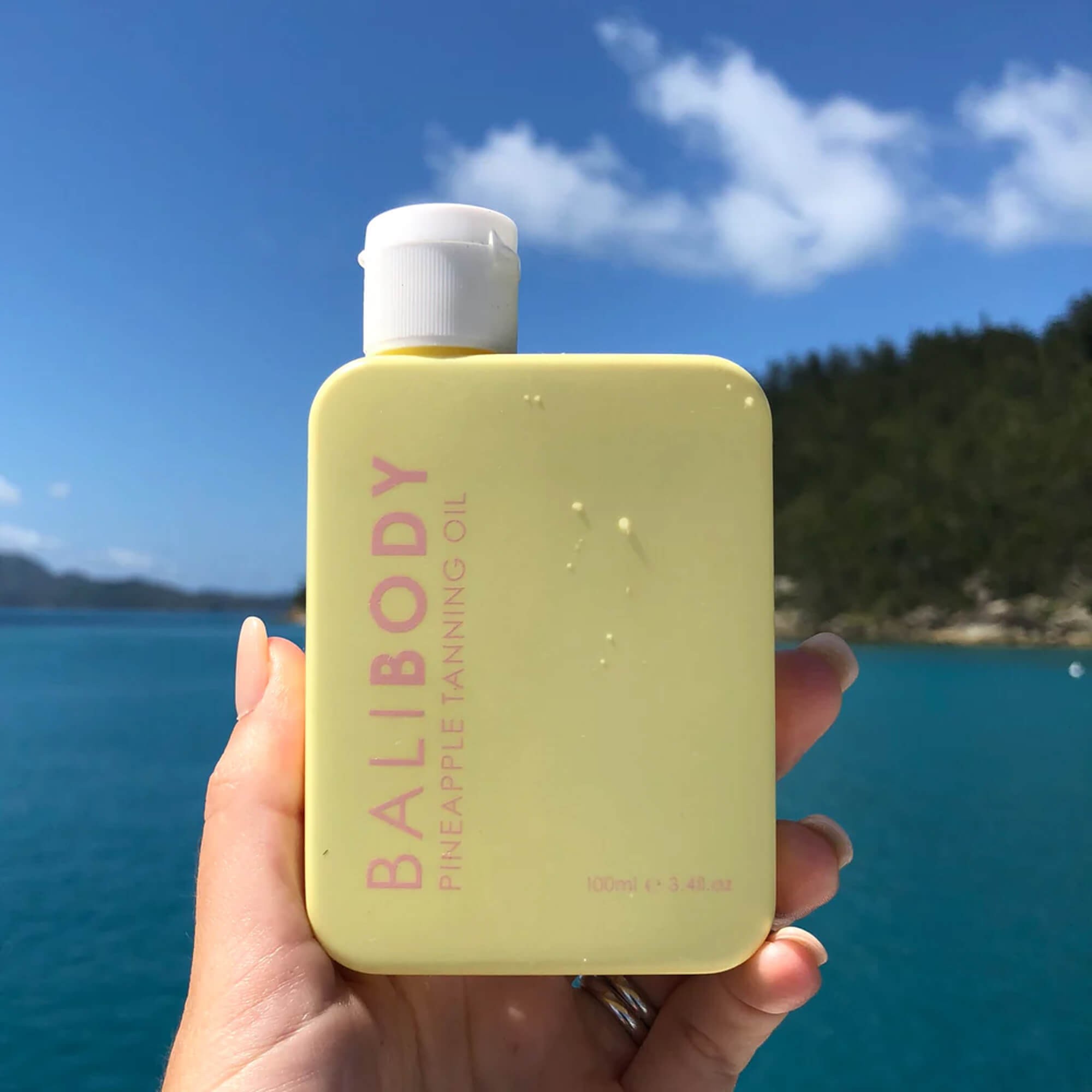 Масло для засмаги з екстрактом ананаса SPF15 Bali Body Pineapple Tanning Oil SPF15