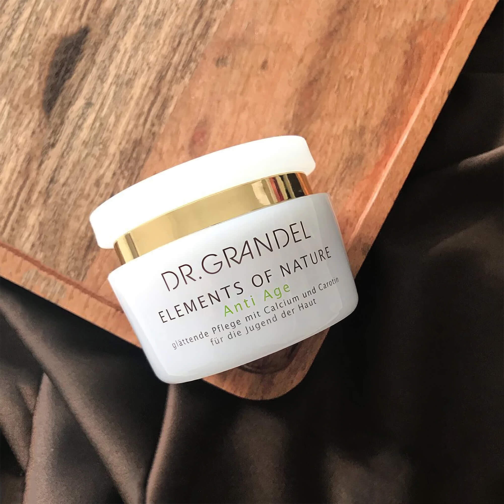 Омолаживающий крем с бета-каротином Dr.Grandel Anti Age