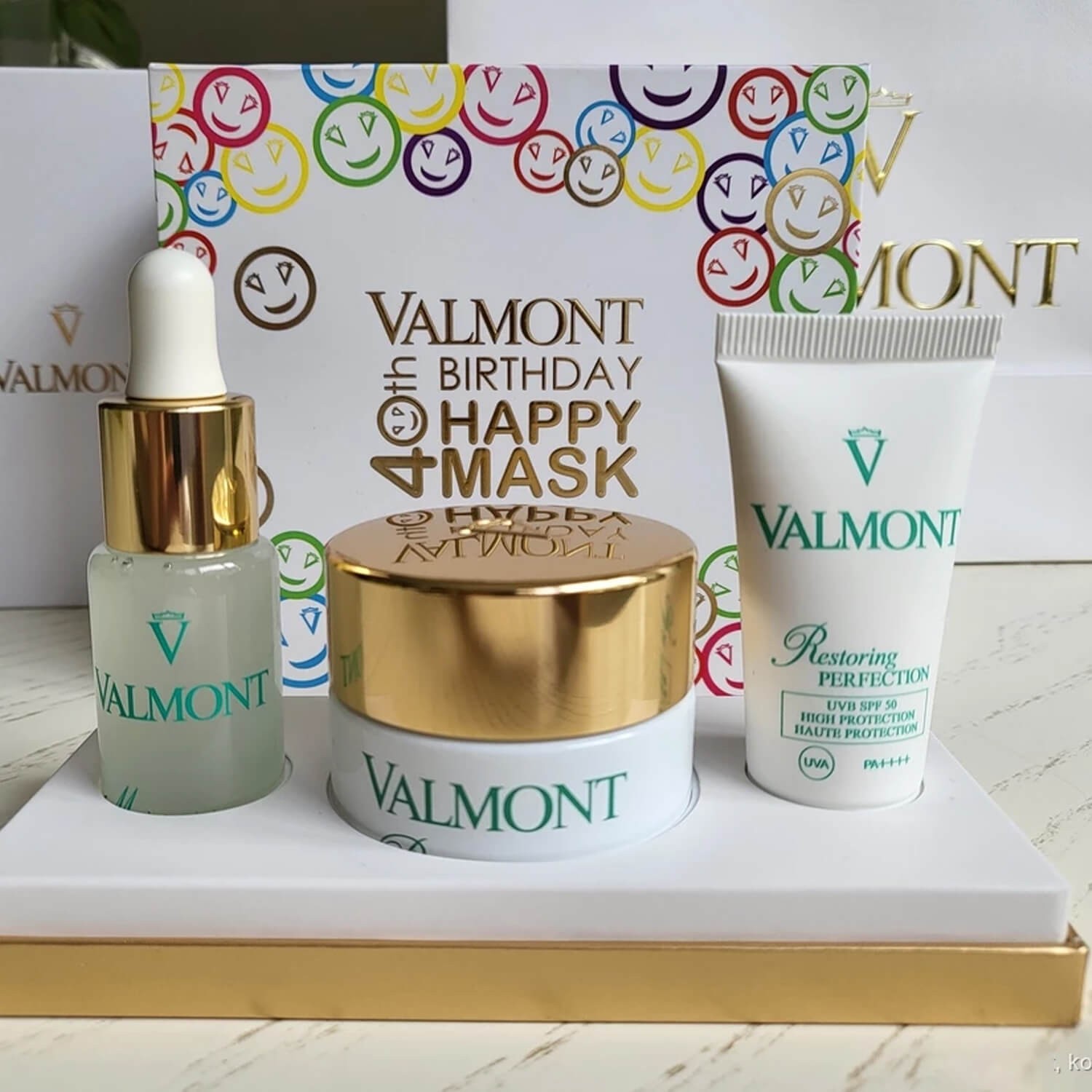 Valmont Happy Mask Party
