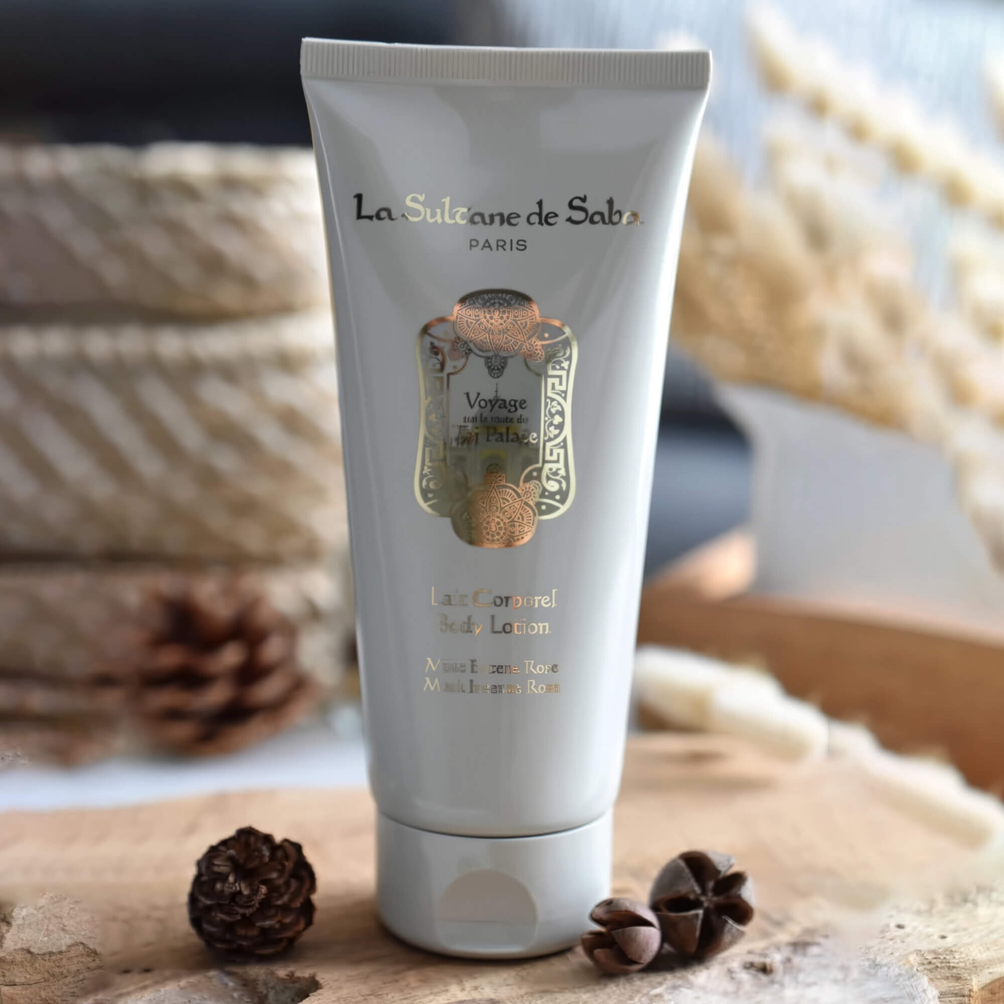 Молочко для тела с ароматом лукума La Sultane De Saba Body Lotion Loucoum