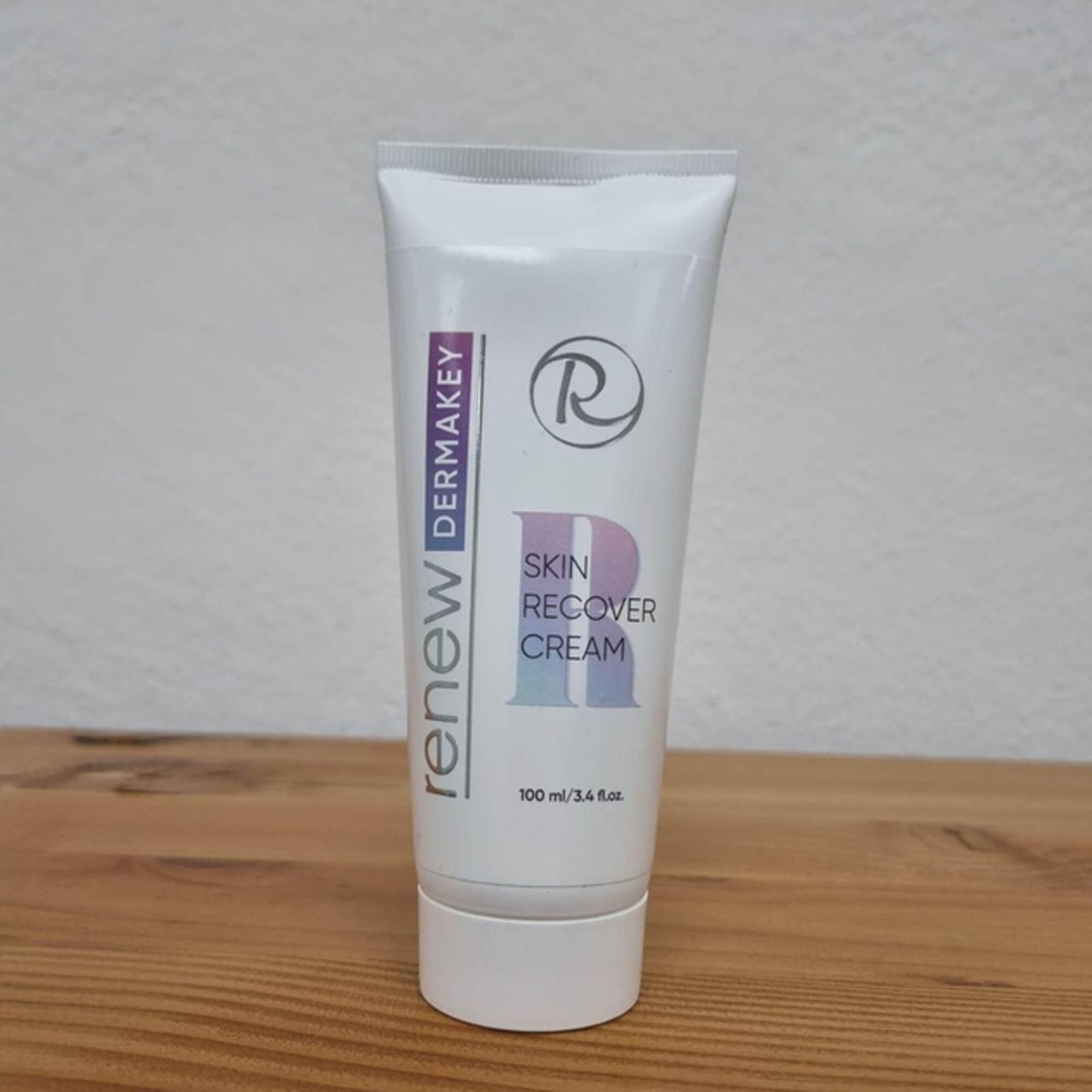 Відновлювальний живильний крем для всіх типів шкіри Renew Skin Recover Cream