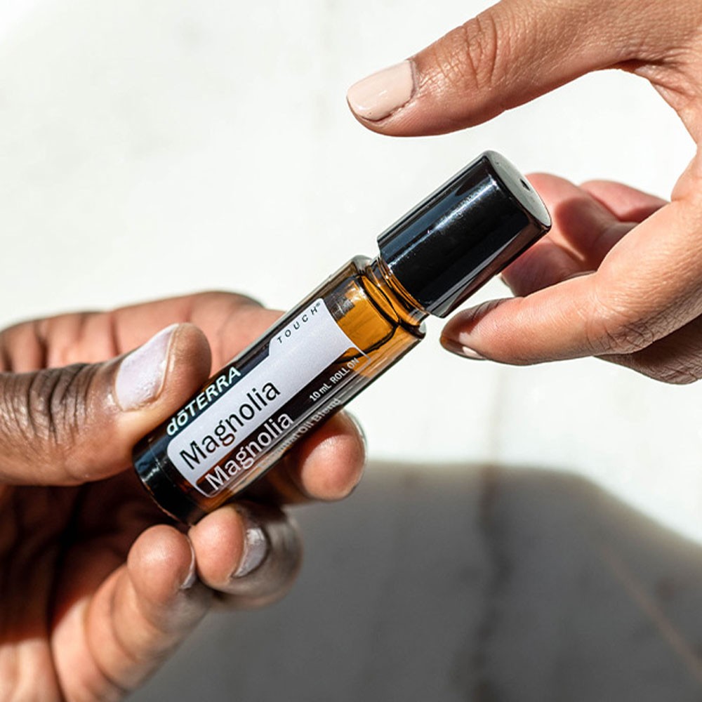 Ефірна олія магнолії DoTERRA Magnolia Touch