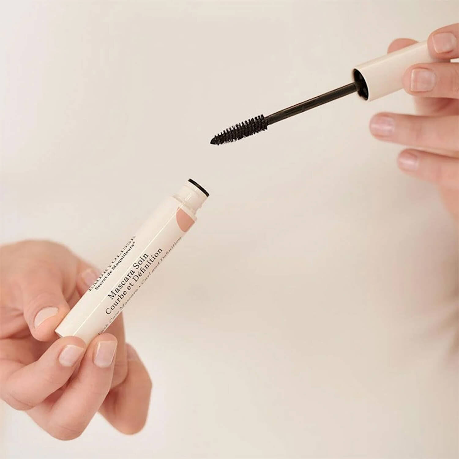 Тушь для ресниц с эффектом подкручивания и удлинения Embryolisse Lash Care Mascara Curl And Definition