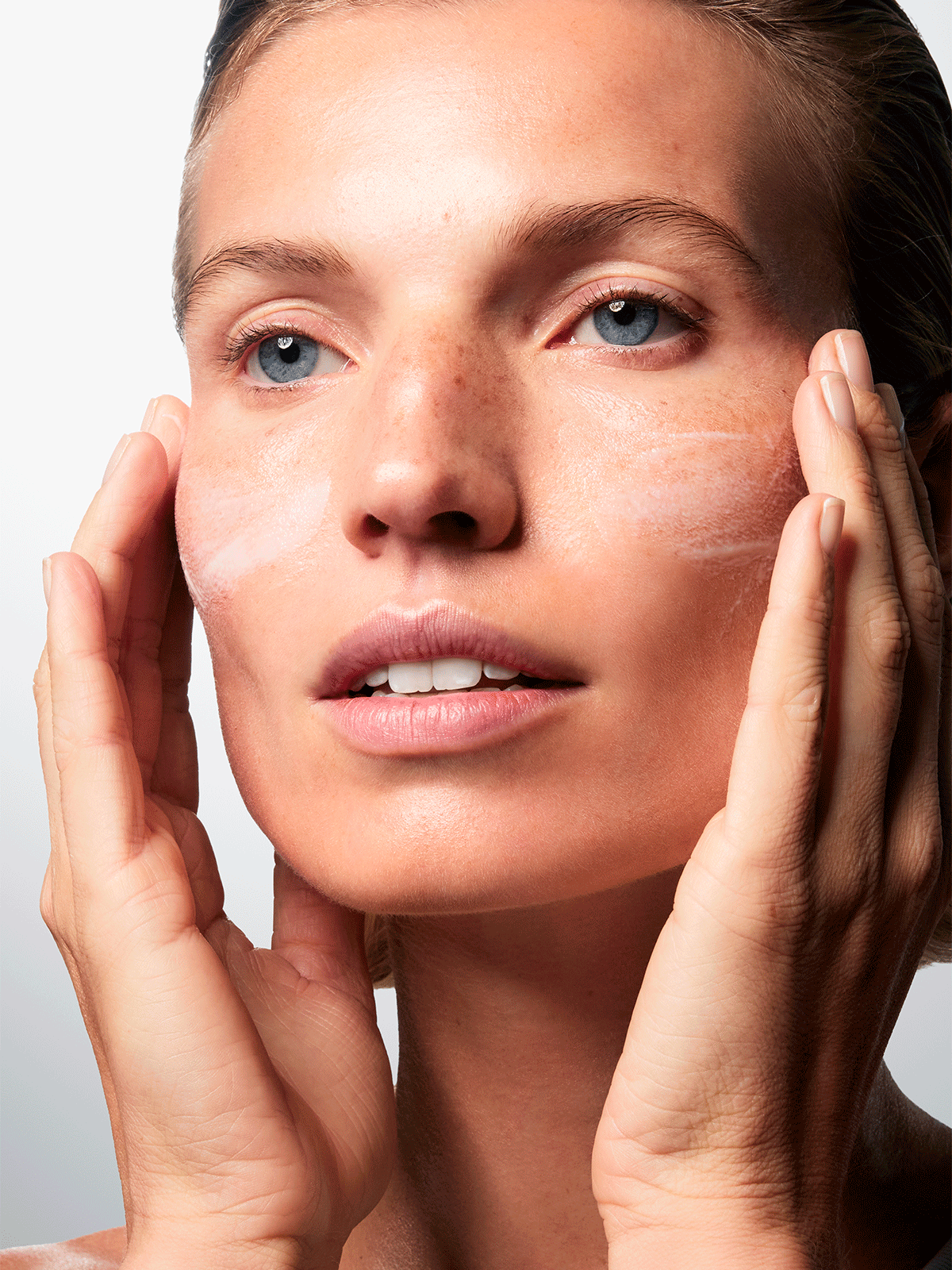  Dermalogica 