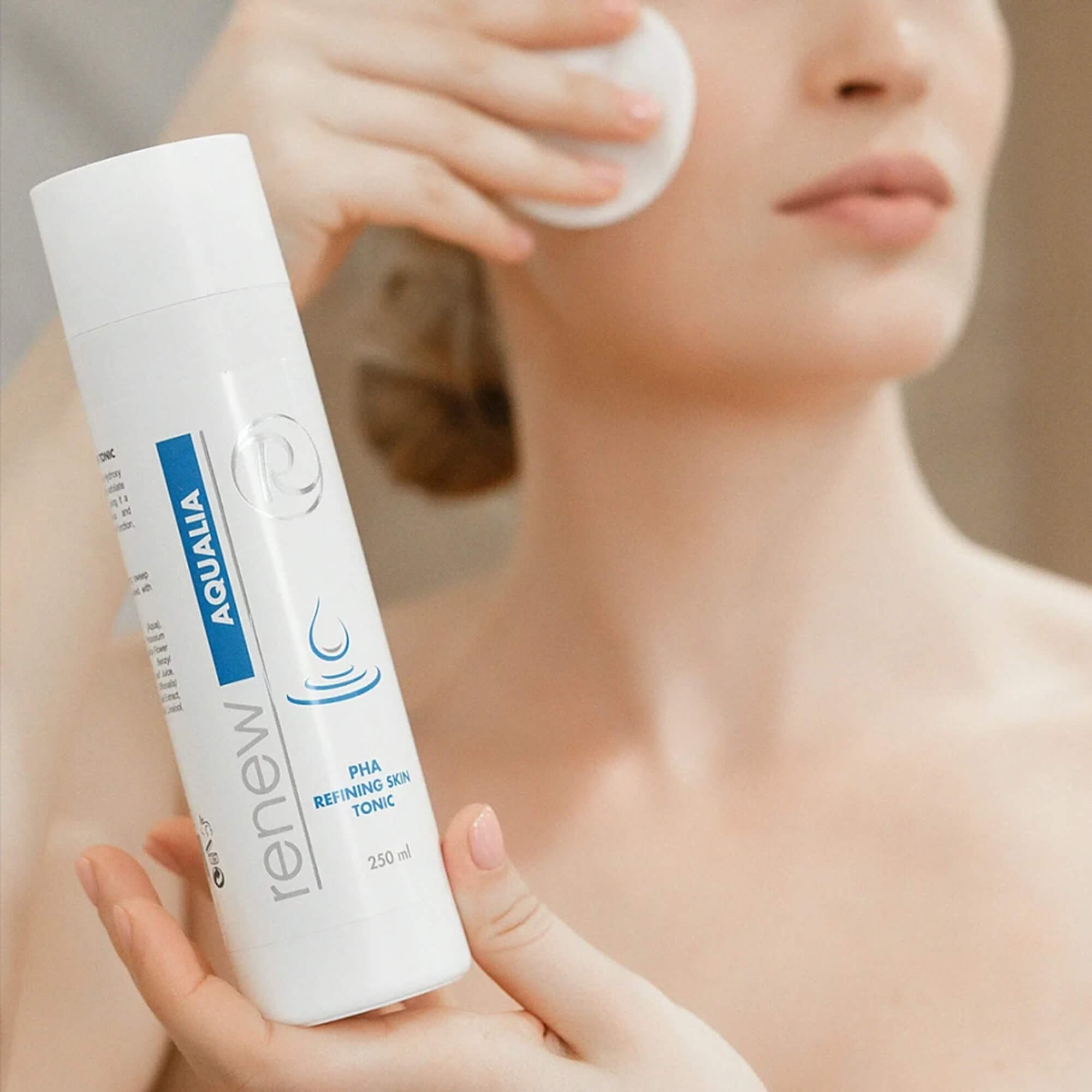 Тонік із рна-кислотою для делікатного відновлення Renew PHA Refining Skin Tonic