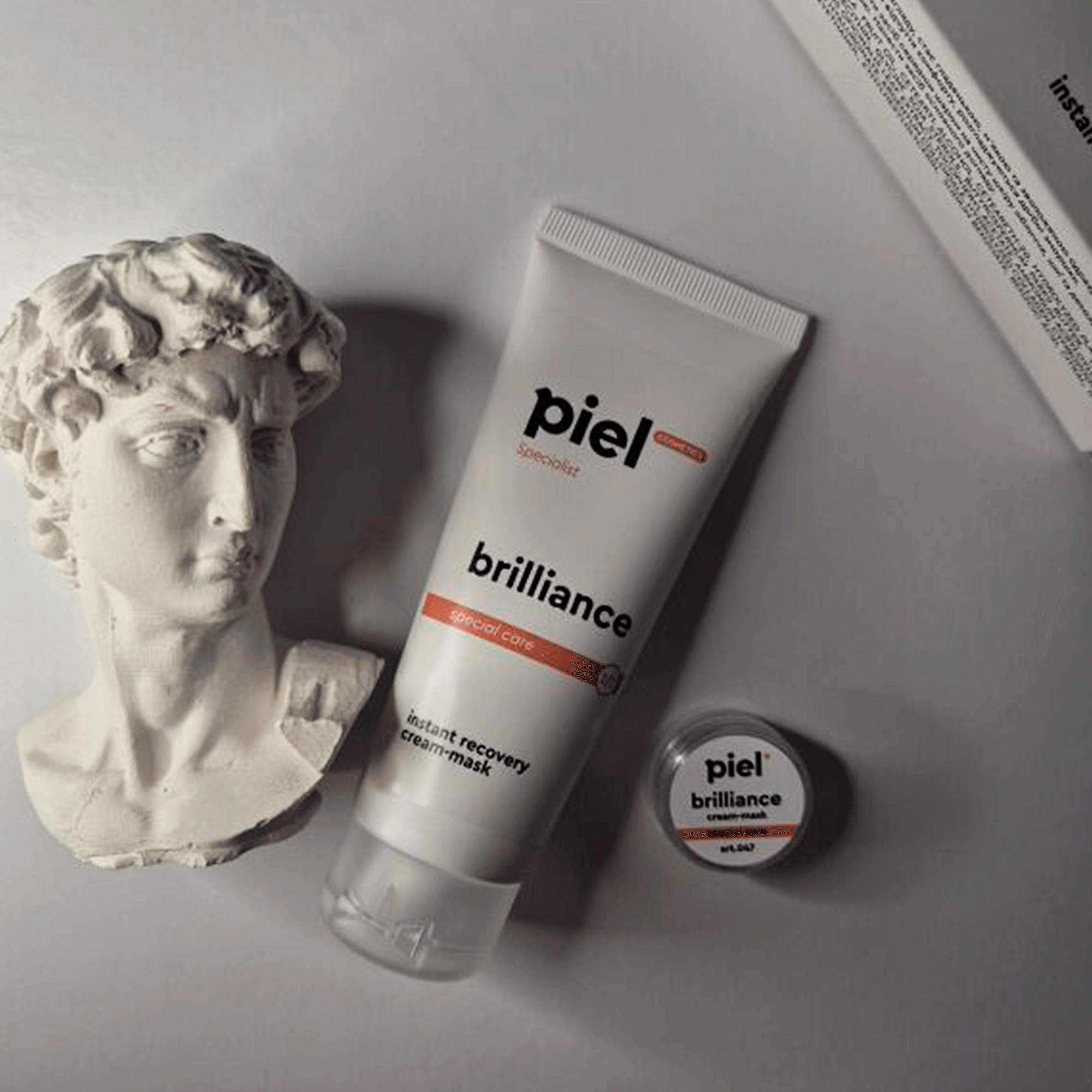 Крем-маска для сяйва обличчя 